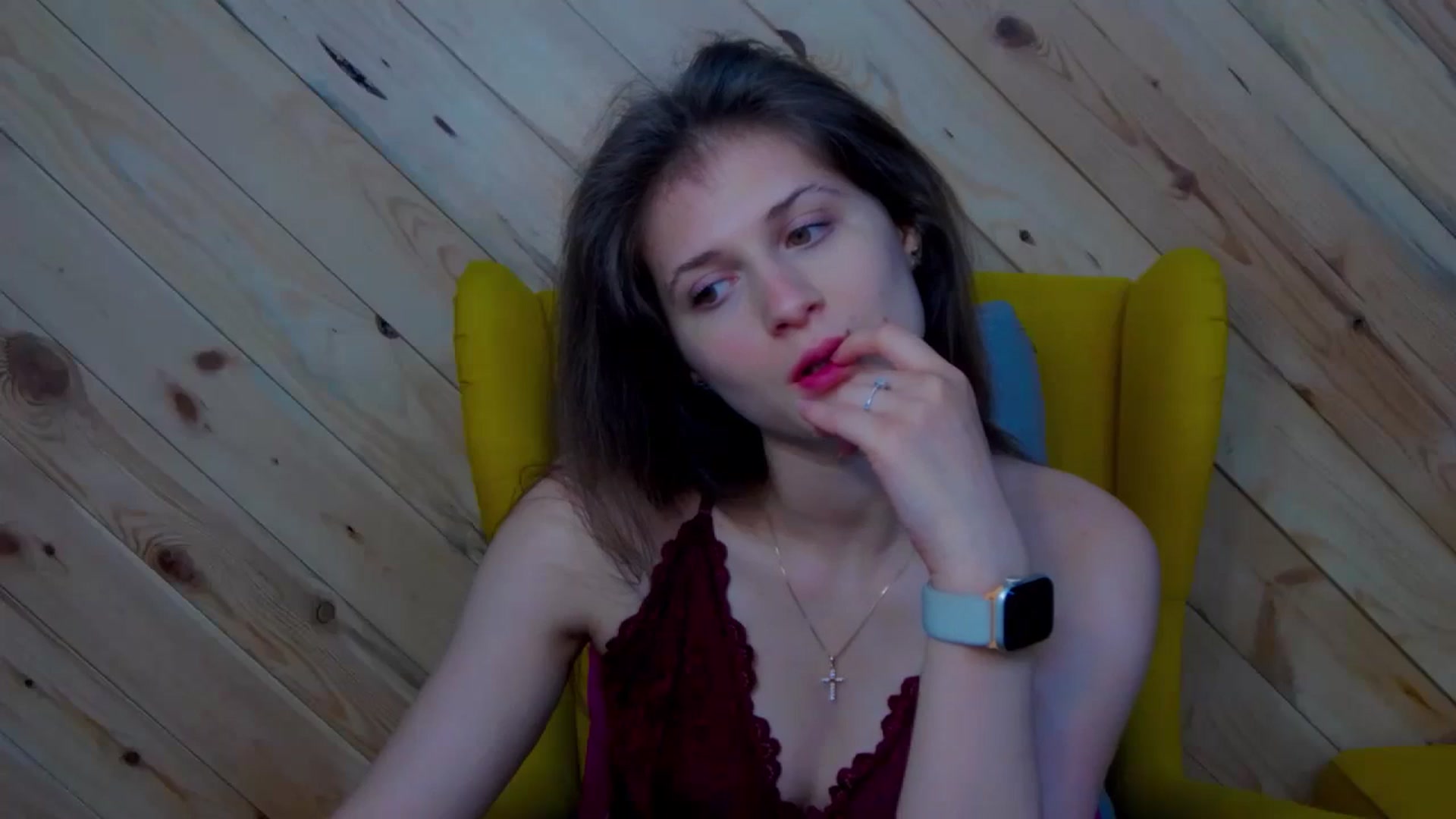 Gallery image thumbnail from LeslieKat's myfreecams stream on, 04/13/2024, 18:04 image 3 of 20