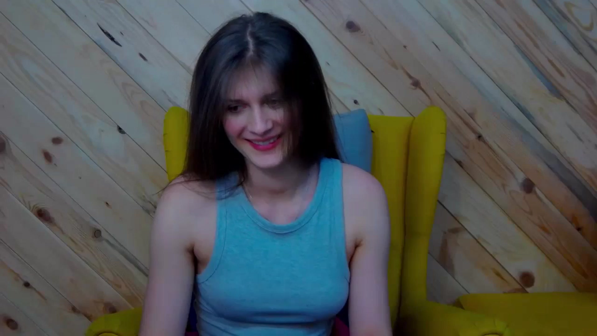 Gallery image thumbnail from LeslieKat's myfreecams stream on, 04/15/2024, 18:33 image 20 of 20