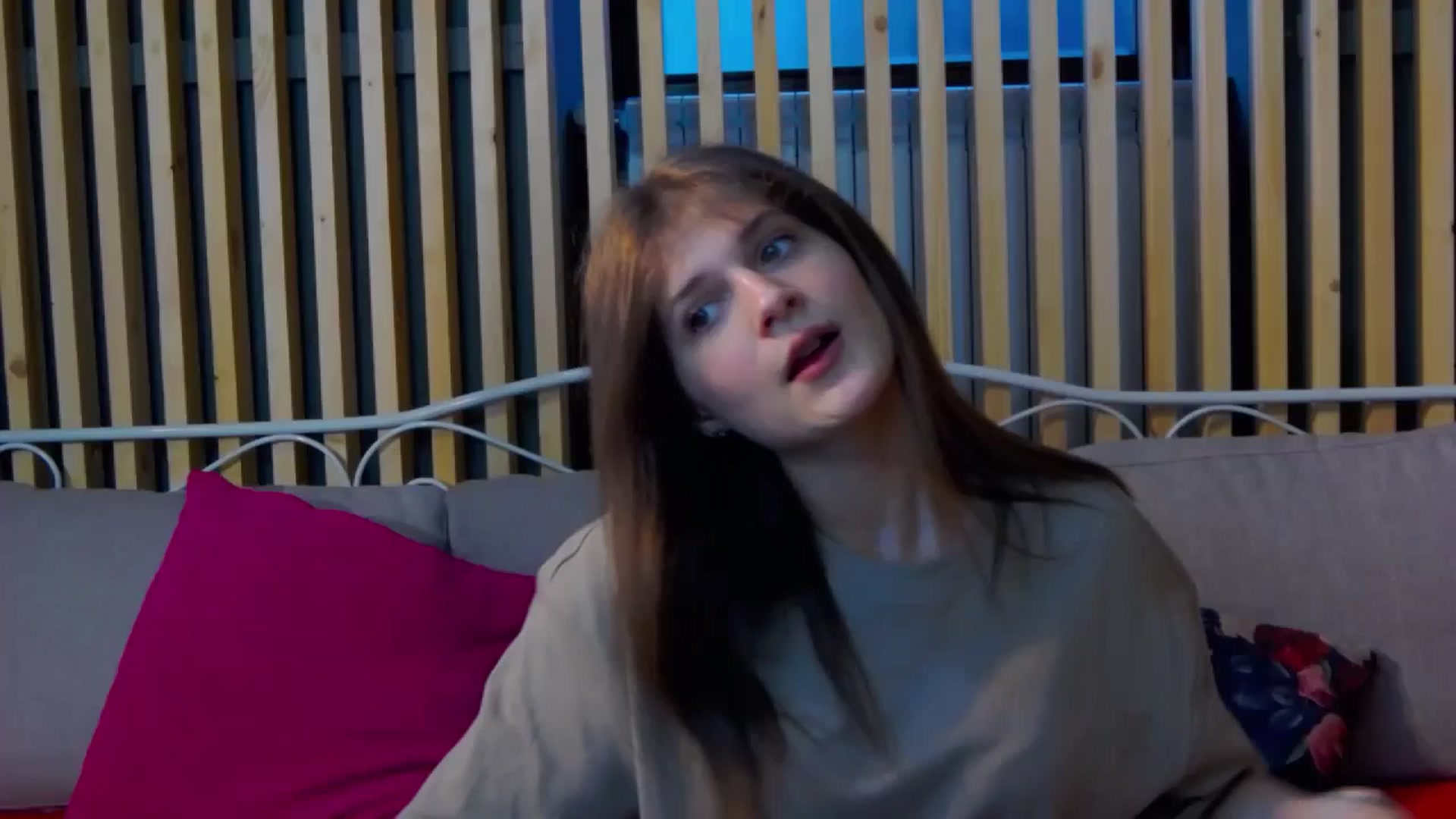 Gallery image thumbnail from LeslieKat's myfreecams stream on, 04/28/2024, 18:48 image 1 of 20