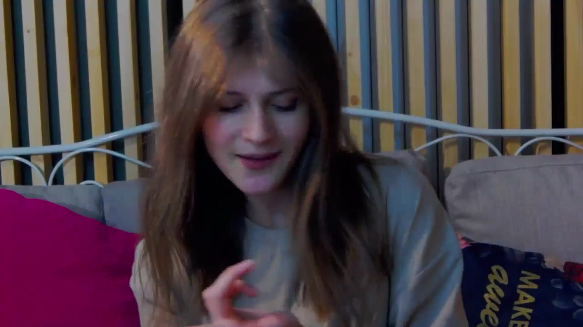 Gallery image thumbnail from LeslieKat's myfreecams stream on, 04/28/2024, 18:48 image 13 of 20