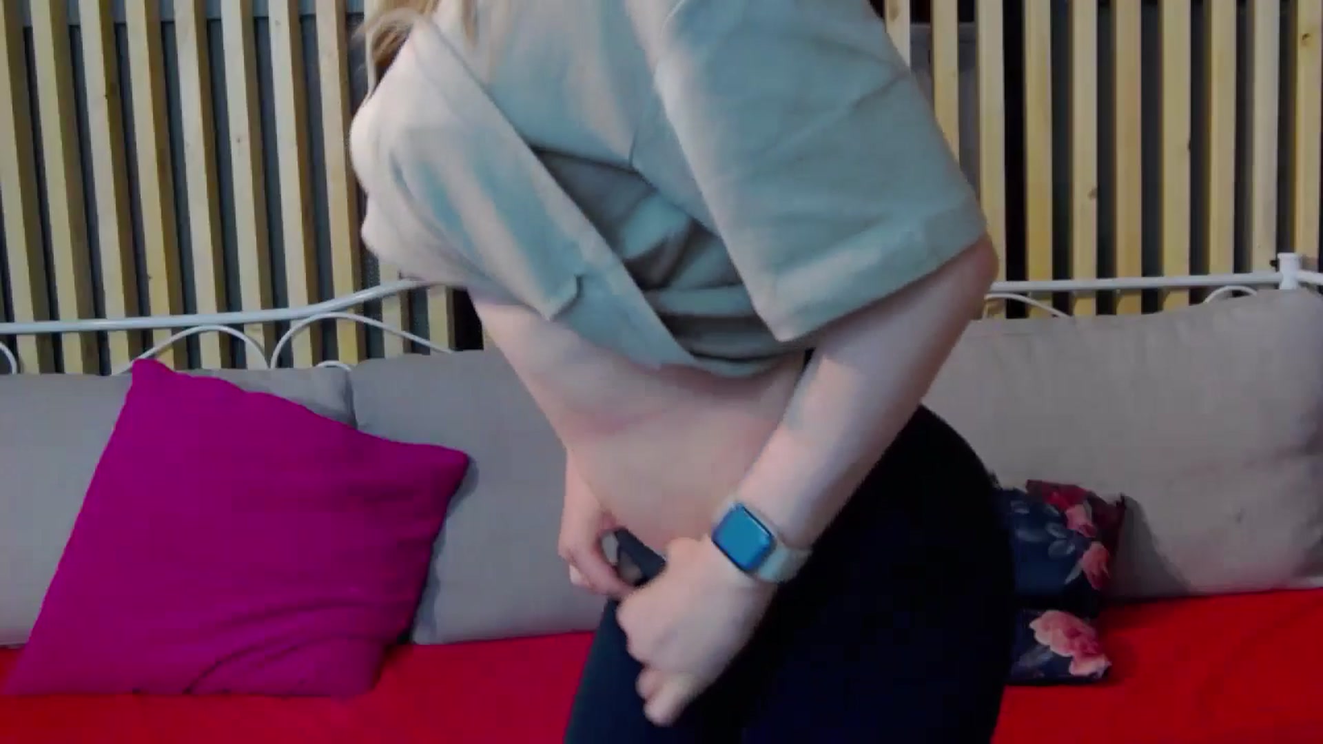 Gallery image thumbnail from LeslieKat's myfreecams stream on, 04/28/2024, 20:49 image 6 of 20