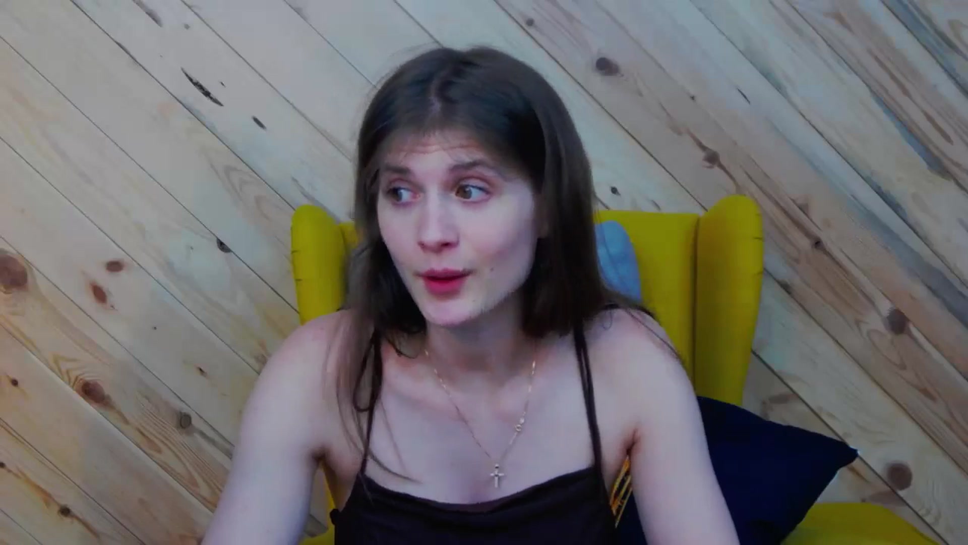 Gallery image thumbnail from LeslieKat's myfreecams stream on, 05/03/2024, 19:16 image 8 of 20