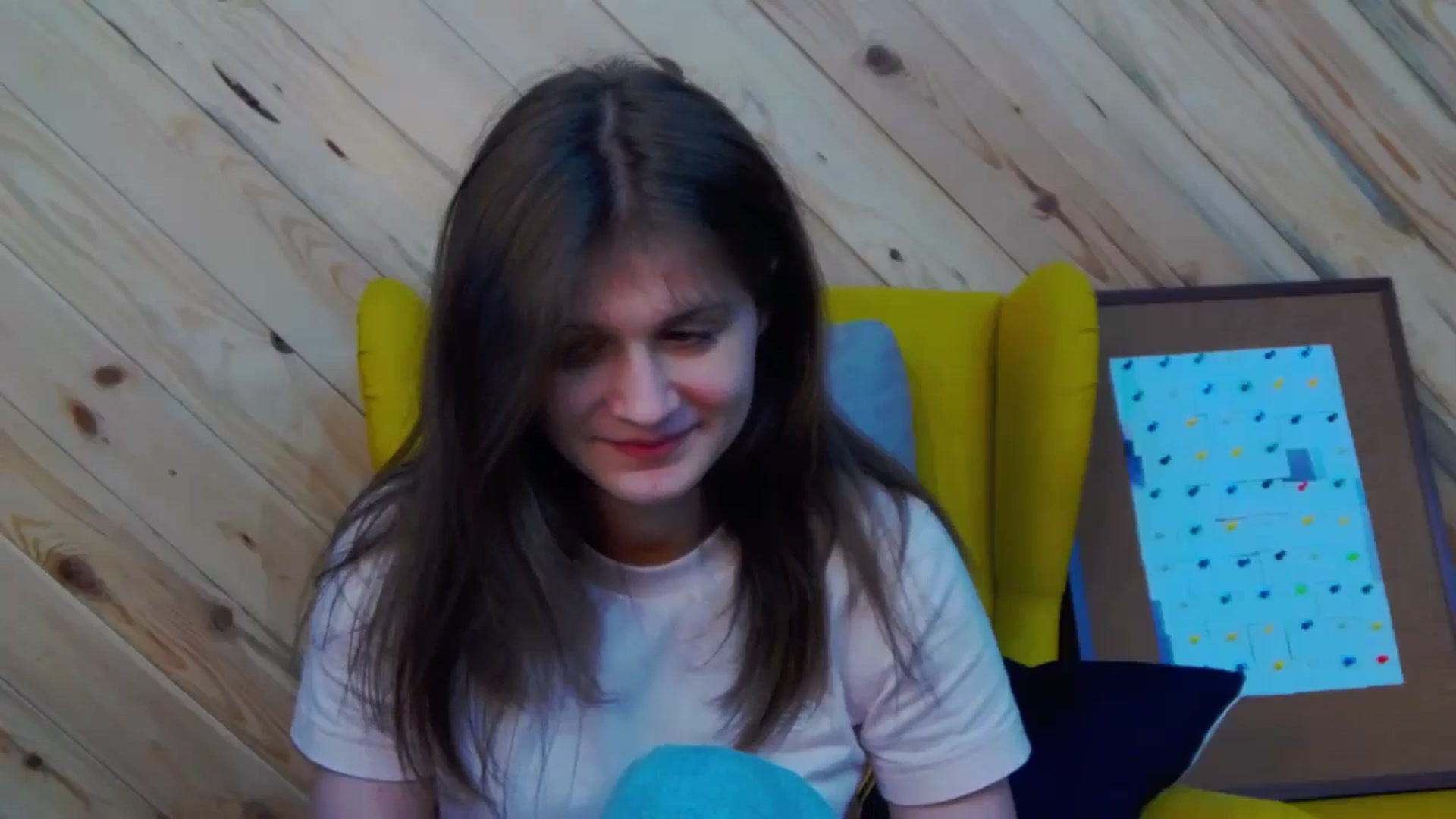 Gallery image thumbnail from LeslieKat's myfreecams stream on, 05/05/2024, 18:03 image 18 of 20