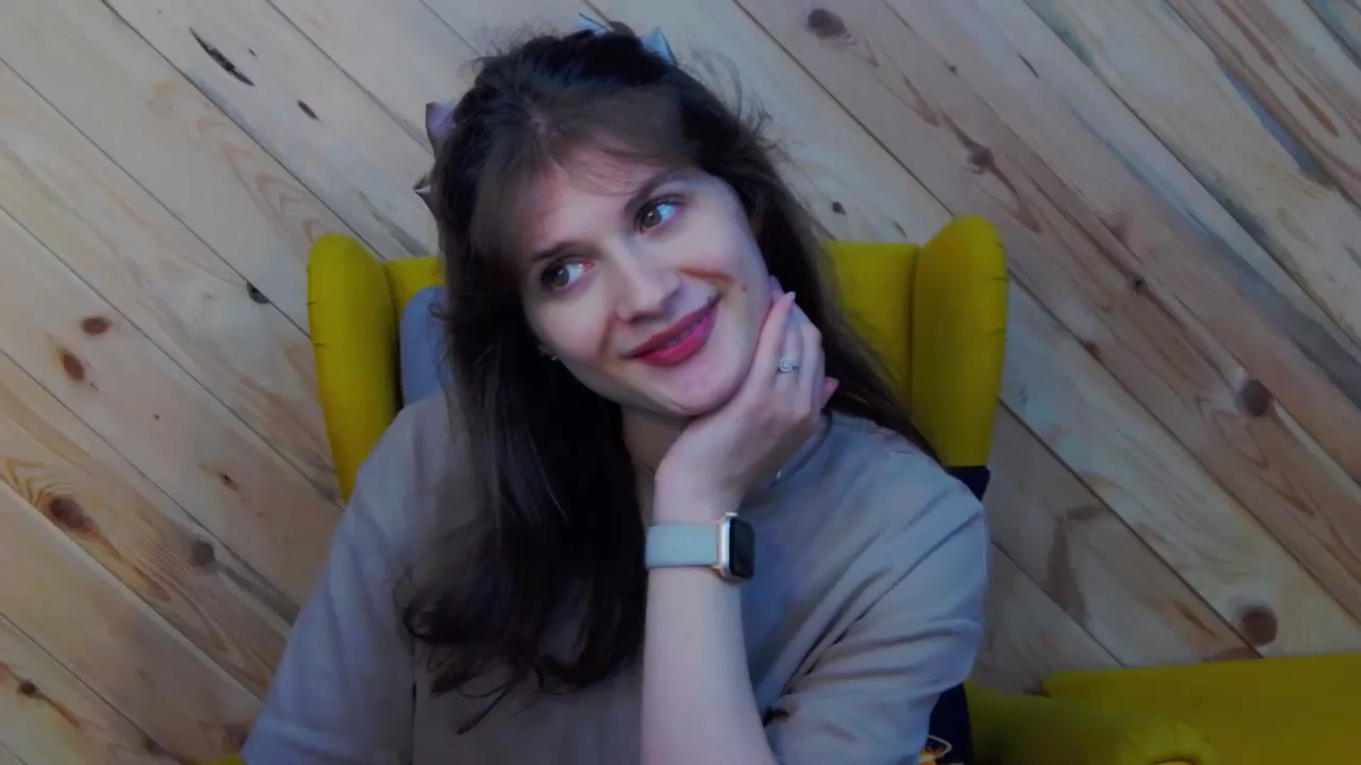 Gallery image thumbnail from LeslieKat's myfreecams stream on, 05/06/2024, 18:00 image 5 of 20