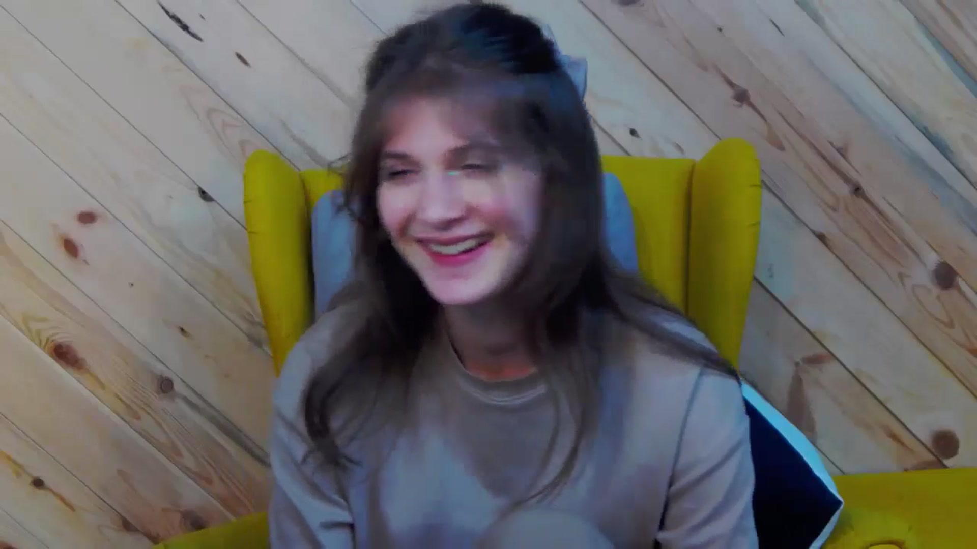 Gallery image thumbnail from LeslieKat's myfreecams stream on, 05/06/2024, 22:04 image 20 of 20