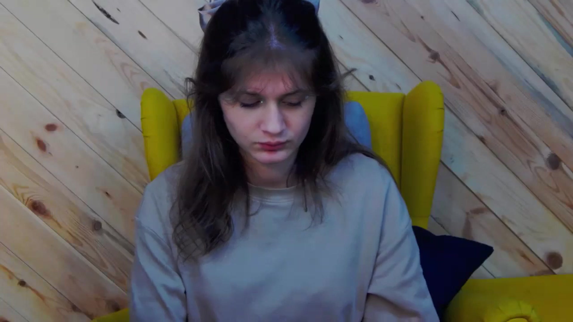 Gallery image thumbnail from LeslieKat's myfreecams stream on, 05/06/2024, 22:04 image 3 of 20
