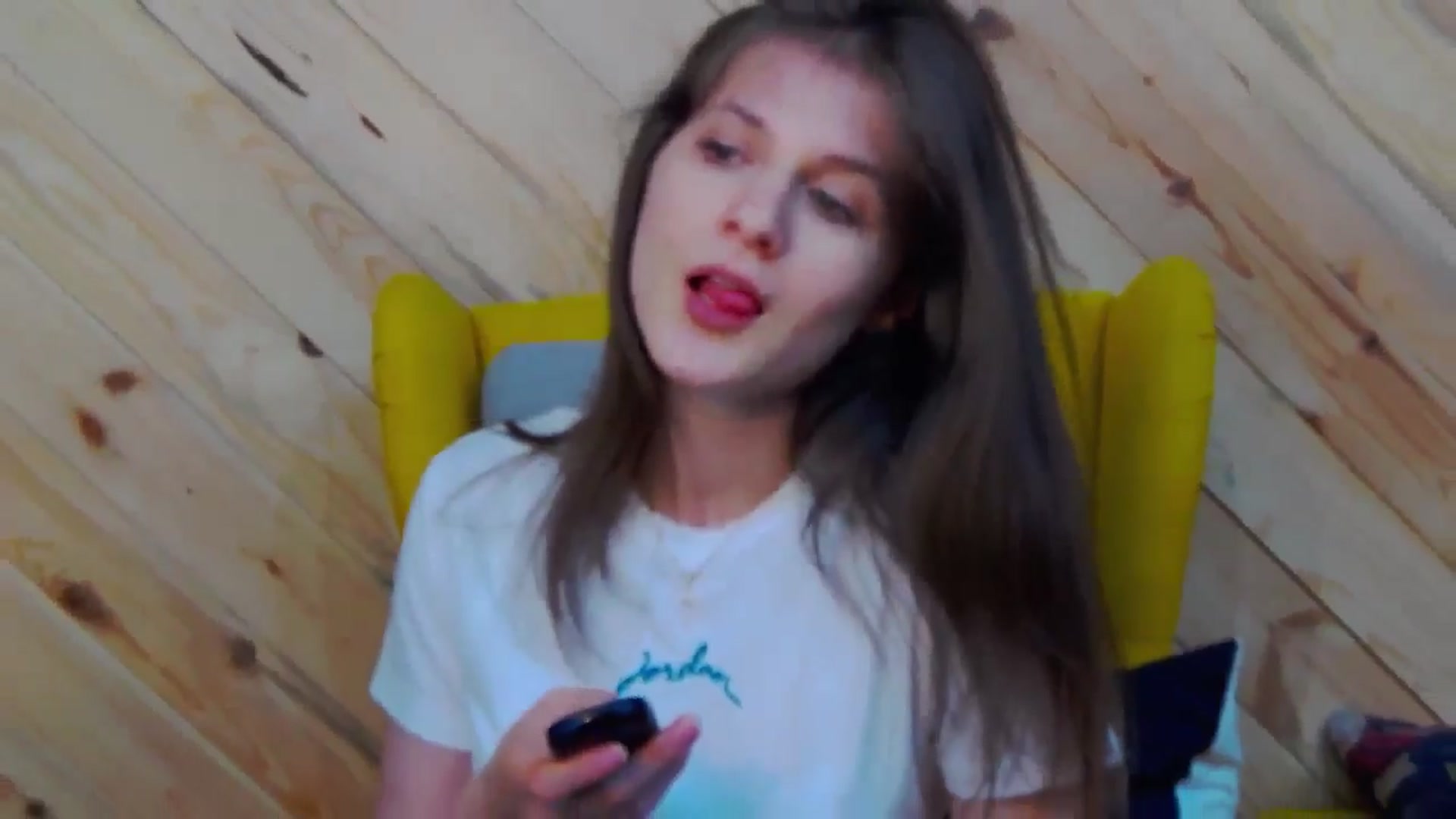 Gallery image thumbnail from LeslieKat's myfreecams stream on, 05/07/2024, 17:31 image 4 of 20