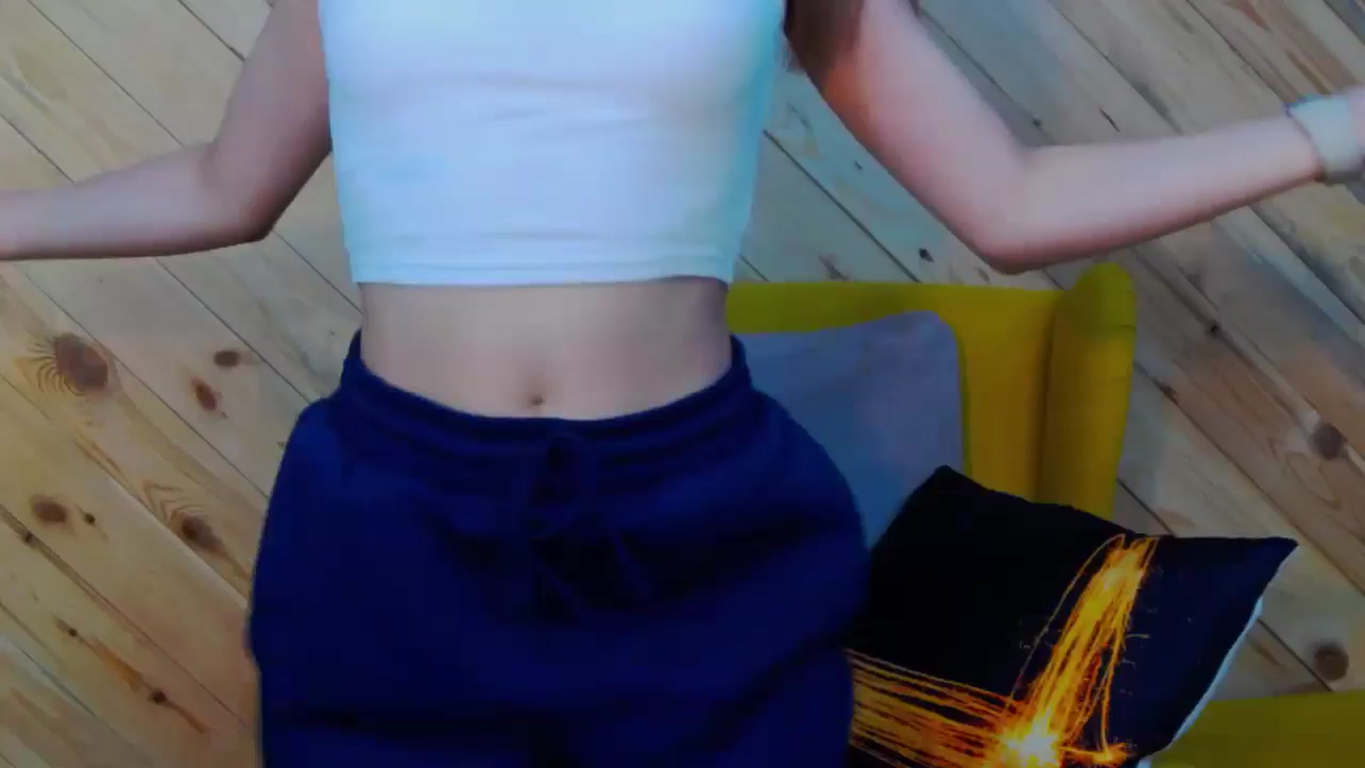 Gallery image thumbnail from LeslieKat's myfreecams stream on, 05/08/2024, 18:49 image 1 of 20