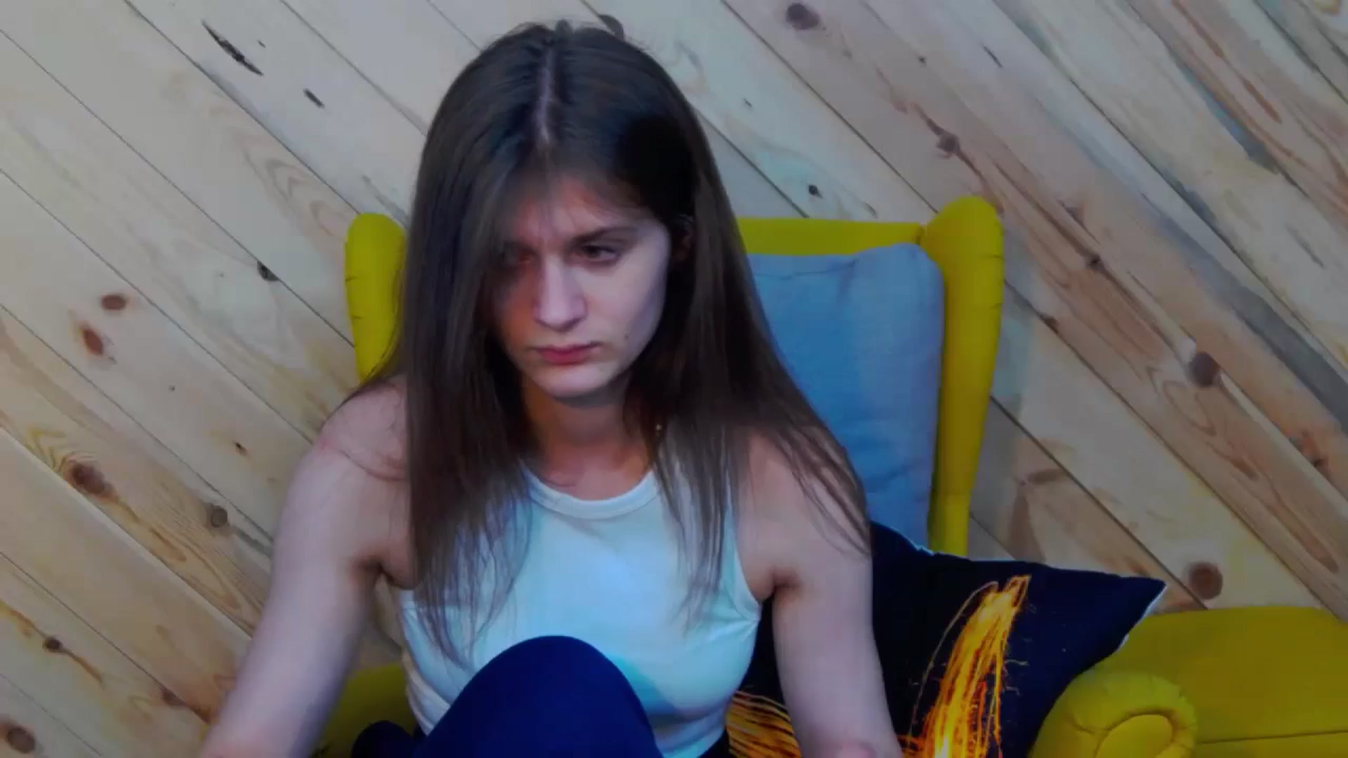 Gallery image thumbnail from LeslieKat's myfreecams stream on, 05/09/2024, 24:14 image 12 of 20