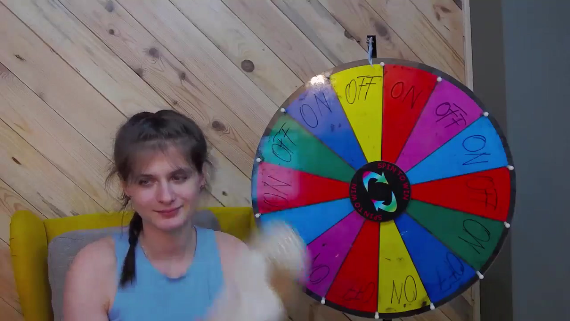 Gallery image thumbnail from LeslieKat's myfreecams stream on, 05/24/2024, 22:07 image 16 of 20
