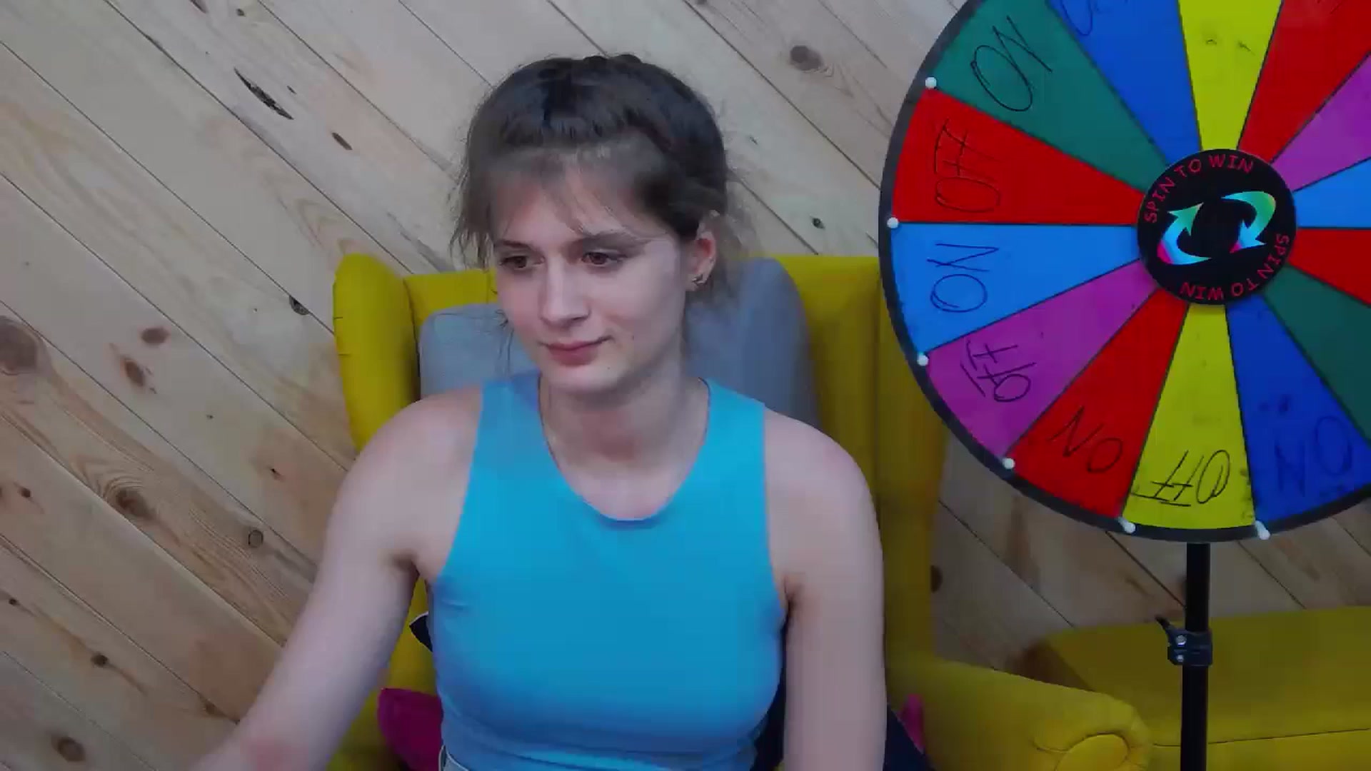 Gallery image thumbnail from LeslieKat's myfreecams stream on, 05/24/2024, 22:07 image 19 of 20