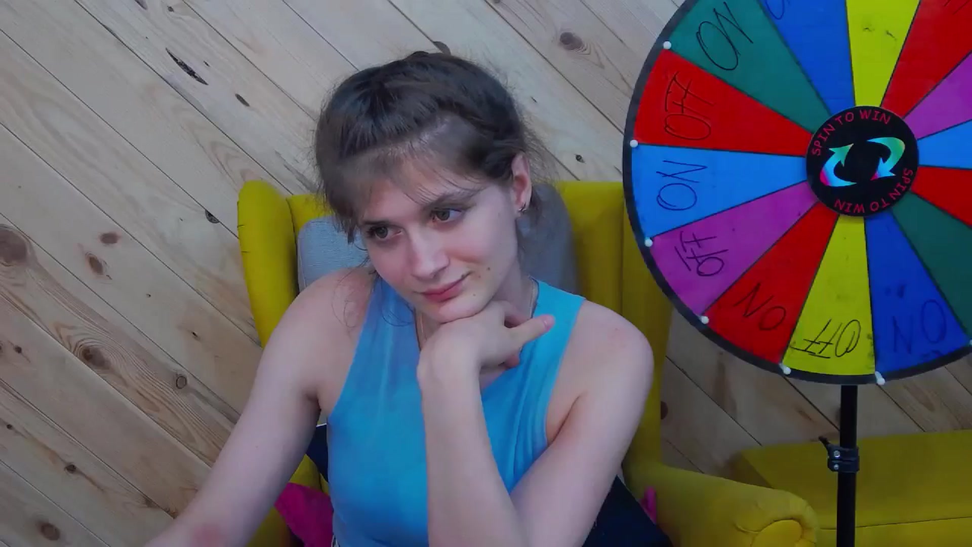 Gallery image thumbnail from LeslieKat's myfreecams stream on, 05/24/2024, 23:38 image 4 of 20