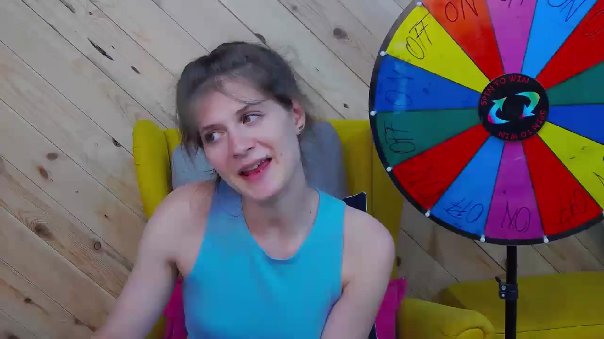 Gallery image thumbnail from LeslieKat's myfreecams stream on, 05/24/2024, 23:38 image 12 of 20
