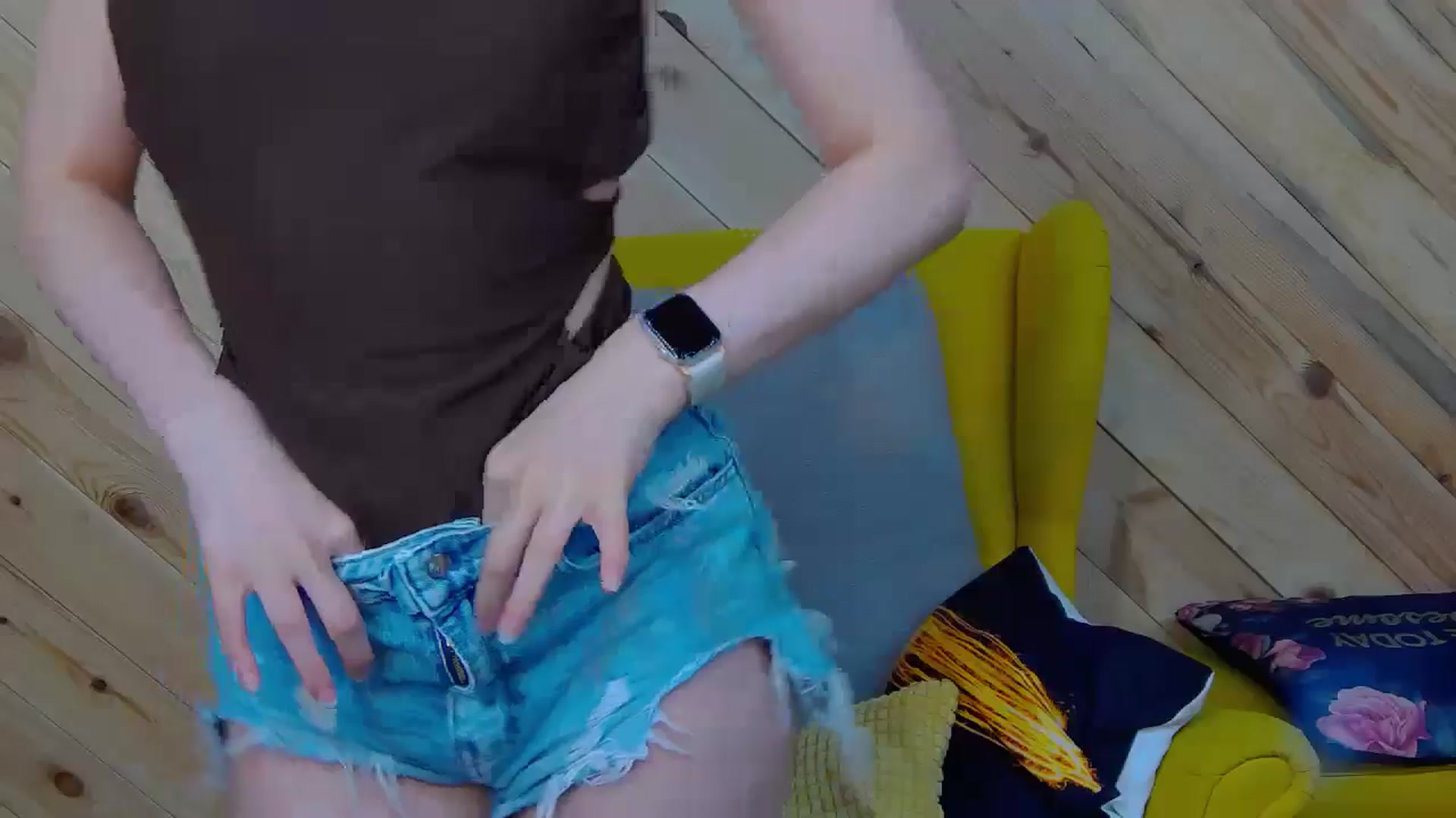 Gallery image thumbnail from LeslieKat's myfreecams stream on, 05/28/2024, 22:49 image 10 of 20