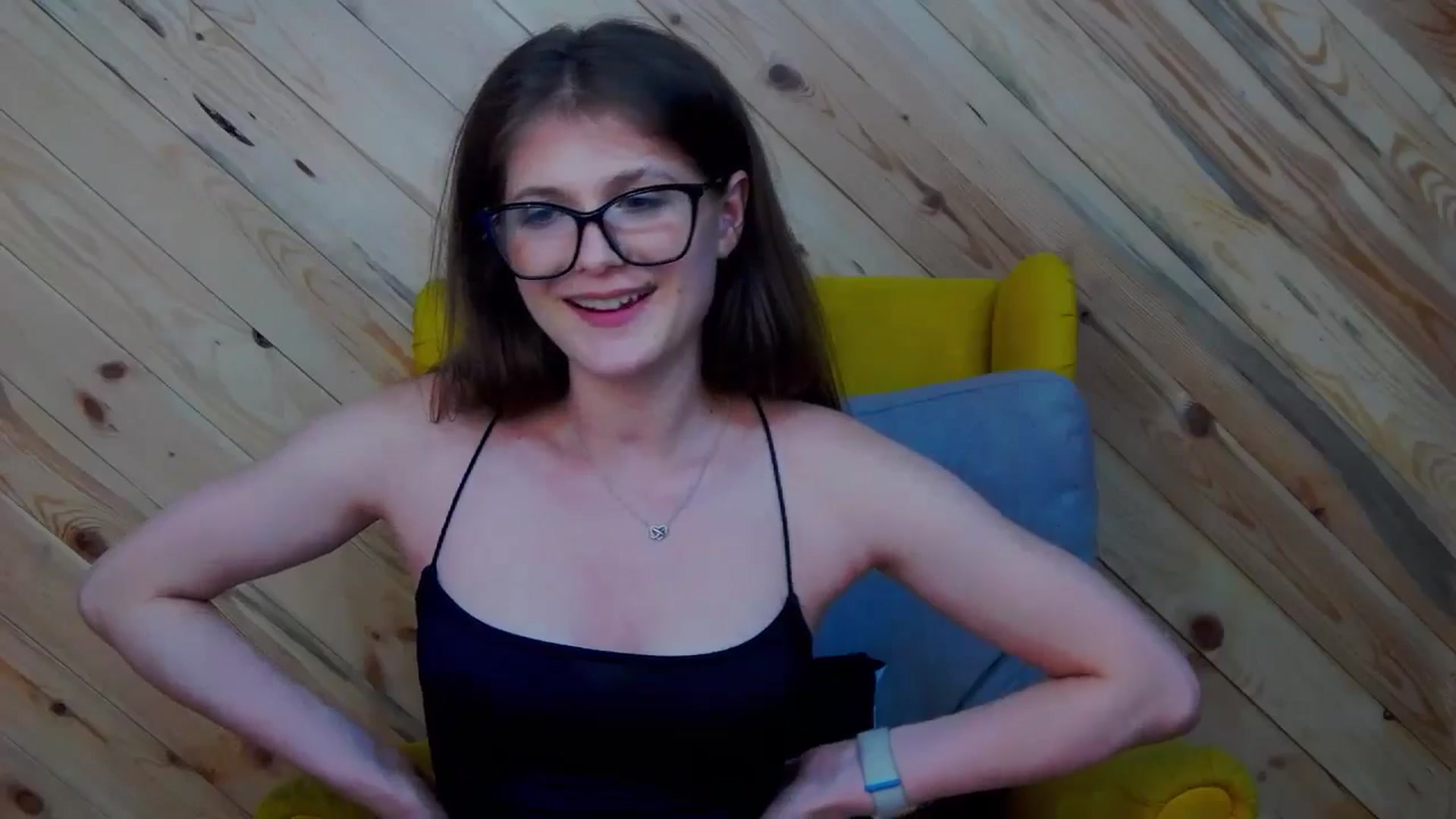 Gallery image thumbnail from LeslieKat's myfreecams stream on, 06/14/2024, 22:33 image 15 of 20