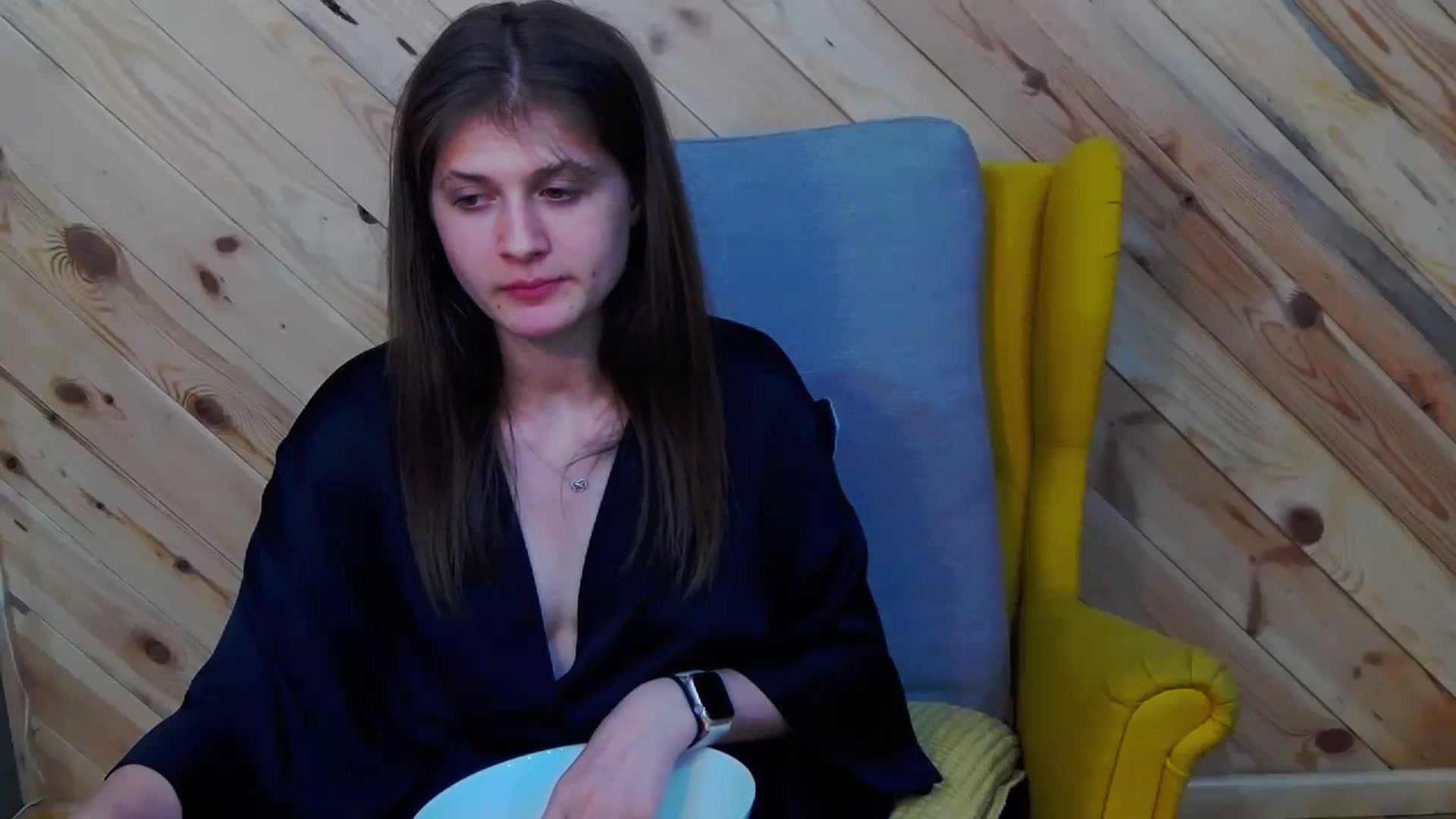 Gallery image thumbnail from LeslieKat's myfreecams stream on, 06/17/2024, 23:32 image 15 of 20