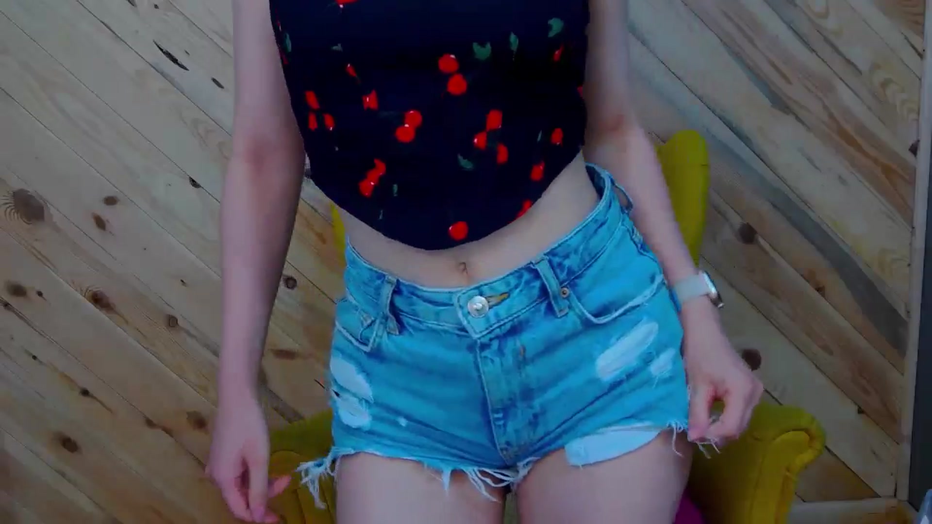 Gallery image thumbnail from LeslieKat's myfreecams stream on, 06/23/2024, 19:36 image 12 of 20