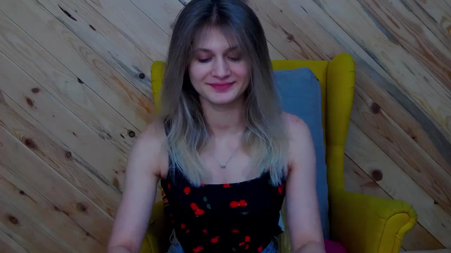 Gallery image thumbnail from LeslieKat's myfreecams stream on, 06/23/2024, 19:36 image 2 of 20