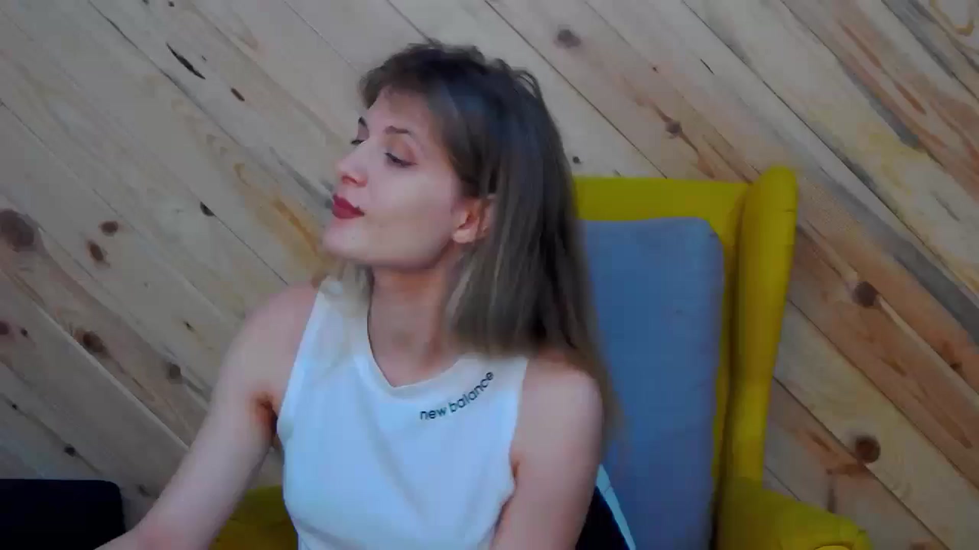 Gallery image thumbnail from LeslieKat's myfreecams stream on, 07/07/2024, 17:18 image 15 of 20