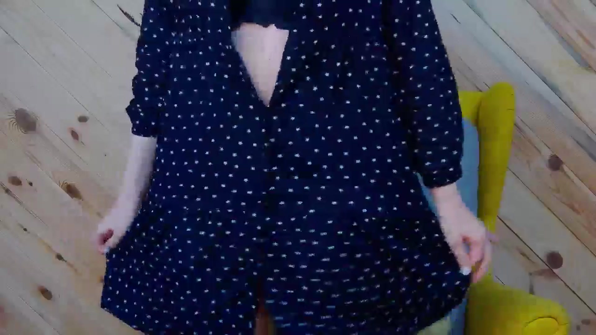 Gallery image thumbnail from LeslieKat's myfreecams stream on, 07/08/2024, 20:29 image 19 of 20