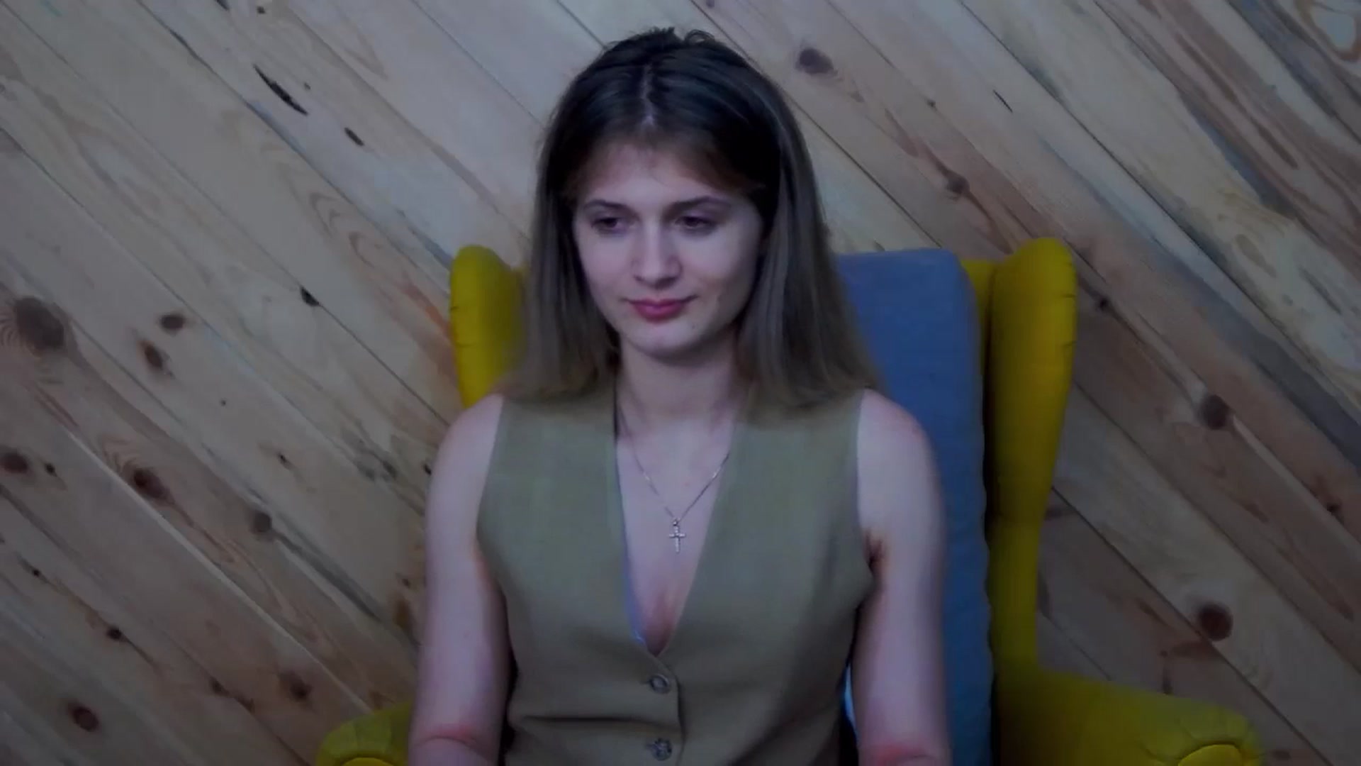 Gallery image thumbnail from LeslieKat's myfreecams stream on, 07/10/2024, 21:43 image 11 of 20