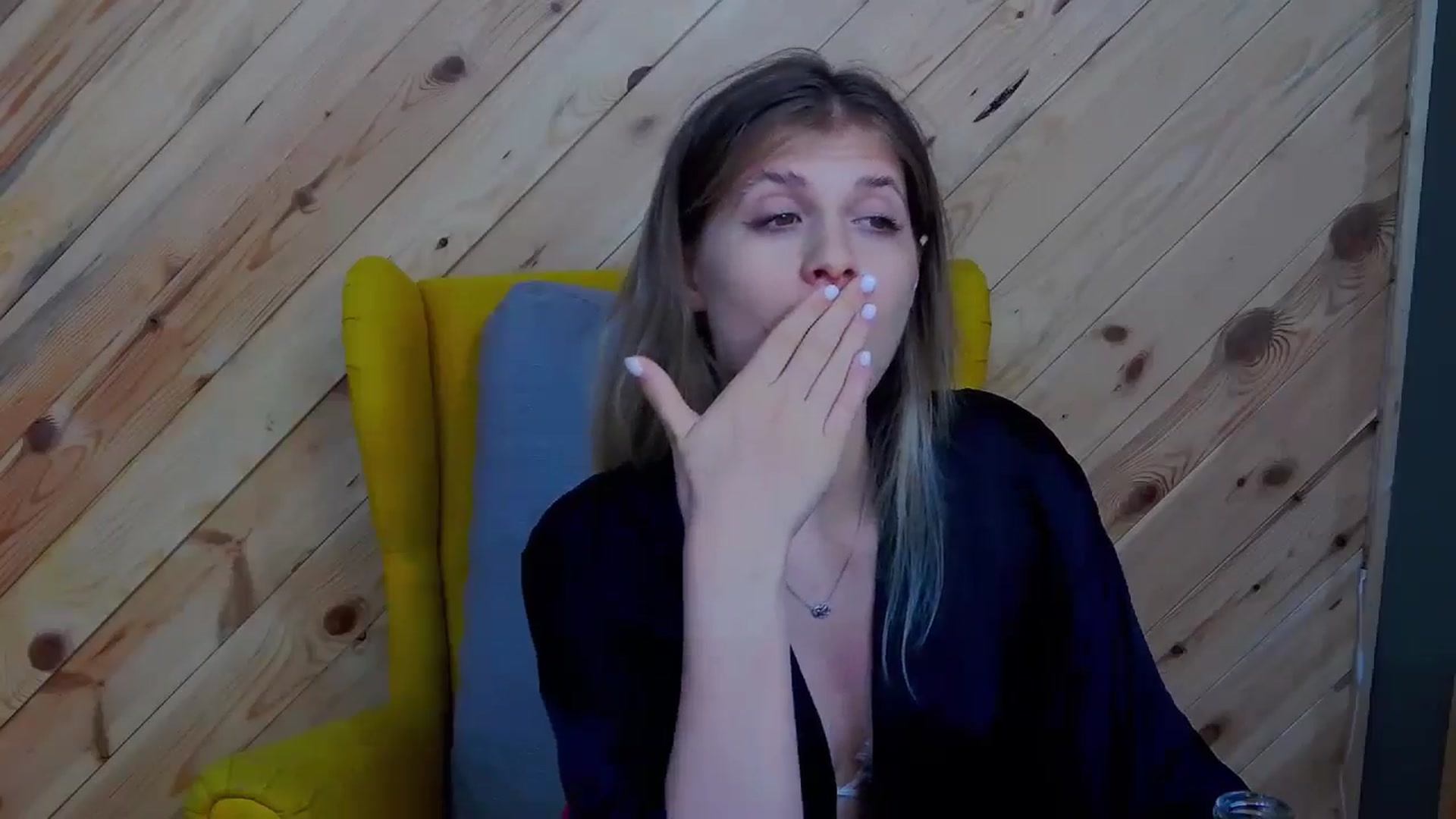 Gallery image thumbnail from LeslieKat's myfreecams stream on, 07/13/2024, 23:22 image 12 of 20