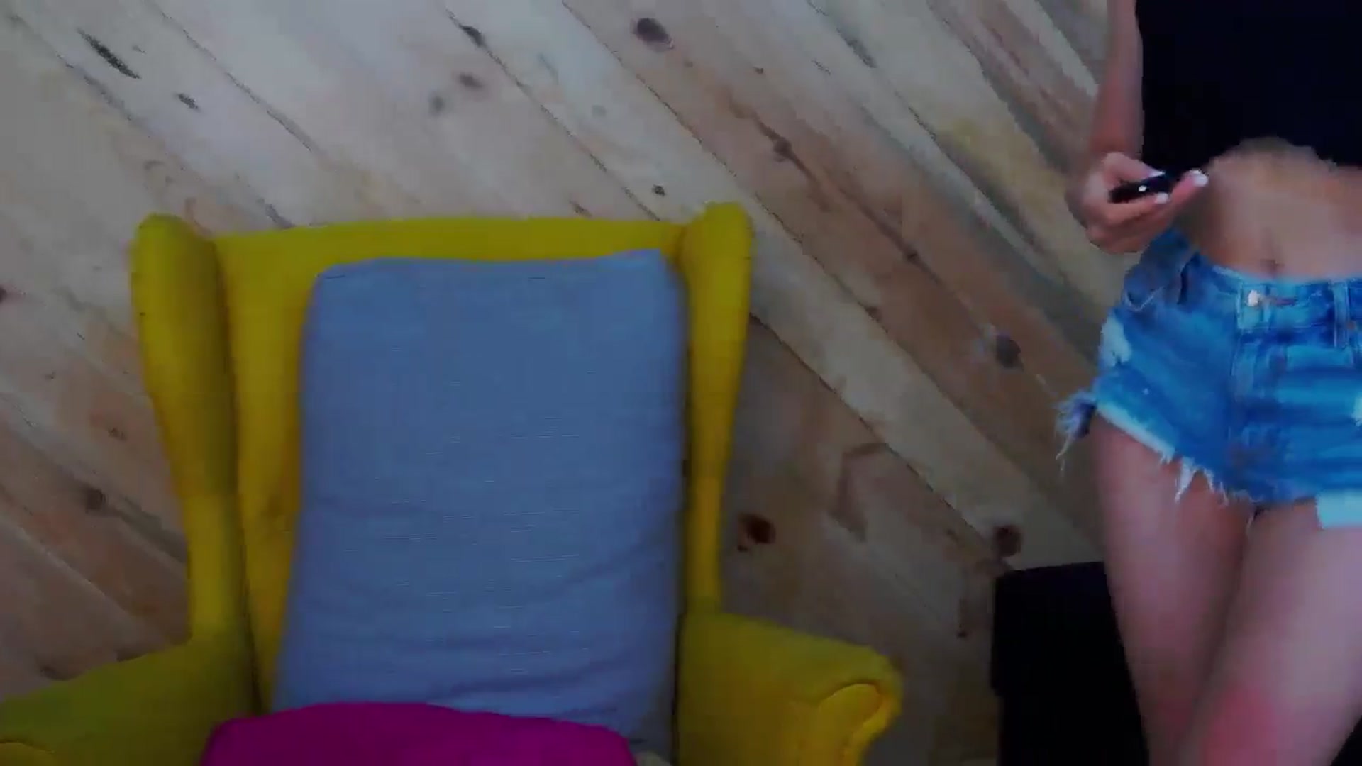 Gallery image thumbnail from LeslieKat's myfreecams stream on, 07/21/2024, 18:59 image 12 of 20