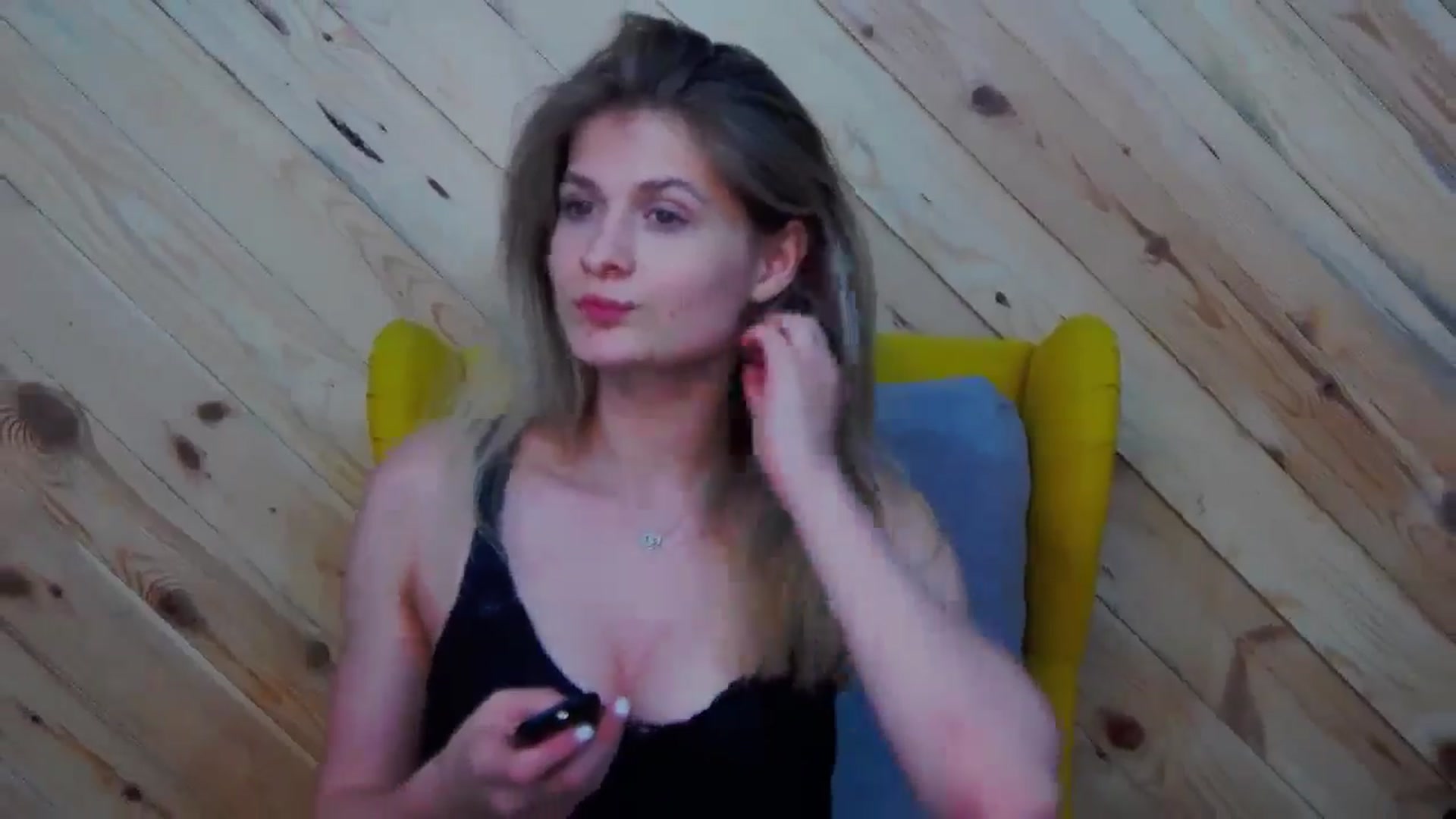 Gallery image thumbnail from LeslieKat's myfreecams stream on, 07/21/2024, 22:50 image 8 of 20