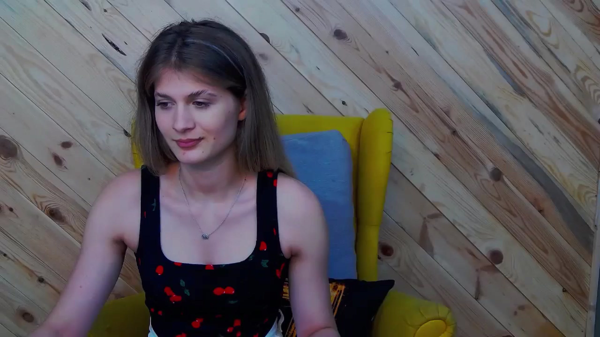 Gallery image thumbnail from LeslieKat's myfreecams stream on, 07/22/2024, 19:32 image 19 of 20