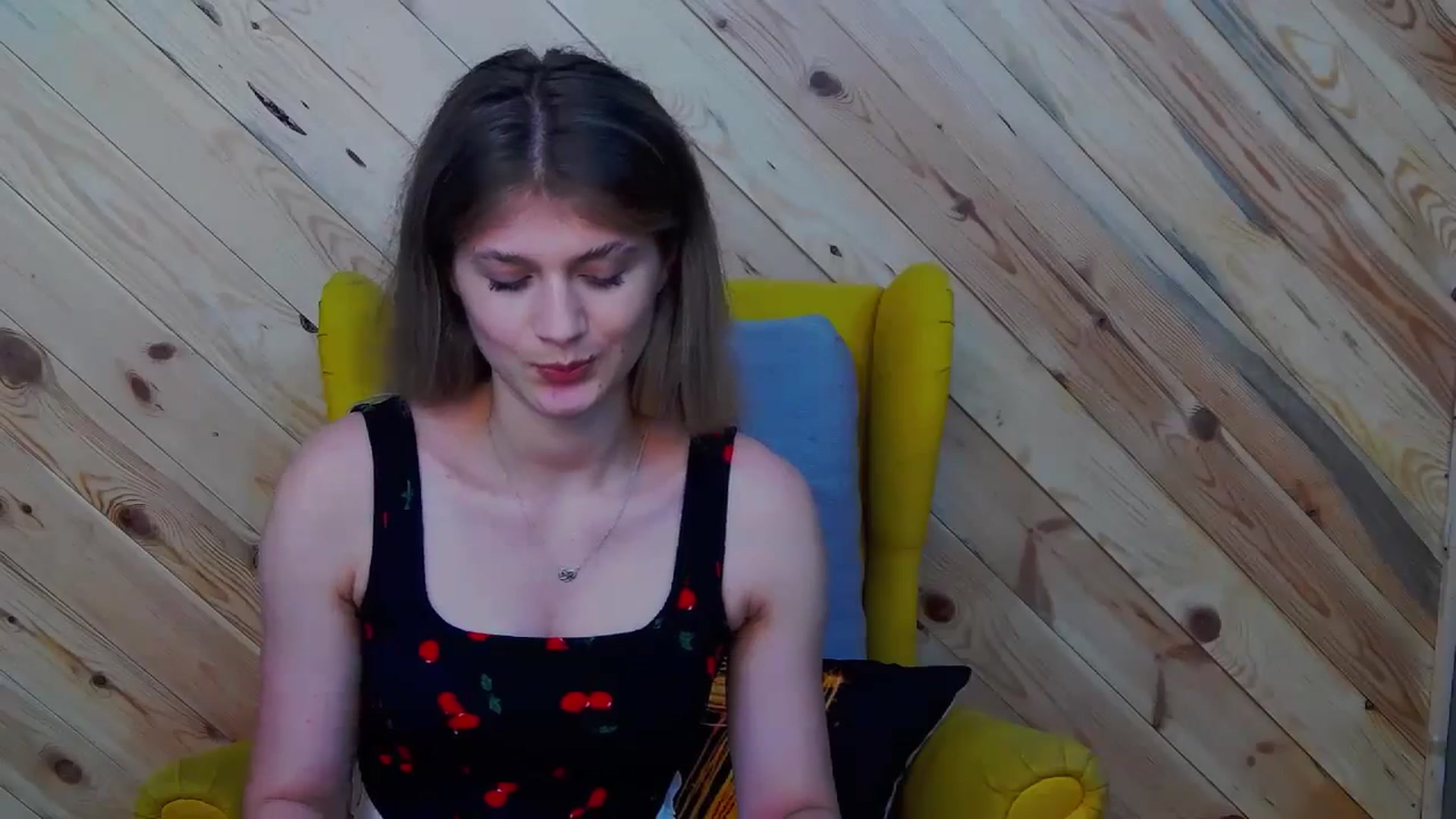 Gallery image thumbnail from LeslieKat's myfreecams stream on, 07/22/2024, 19:32 image 12 of 20