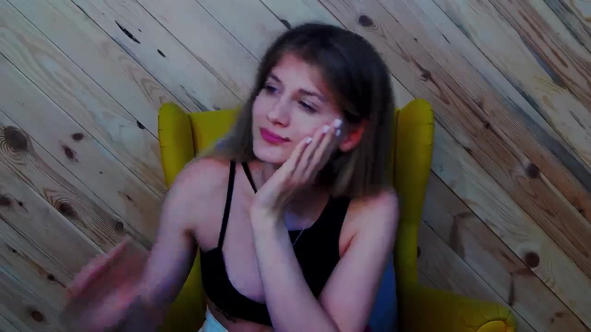 Gallery image thumbnail from LeslieKat's myfreecams stream on, 07/25/2024, 23:53 image 13 of 20
