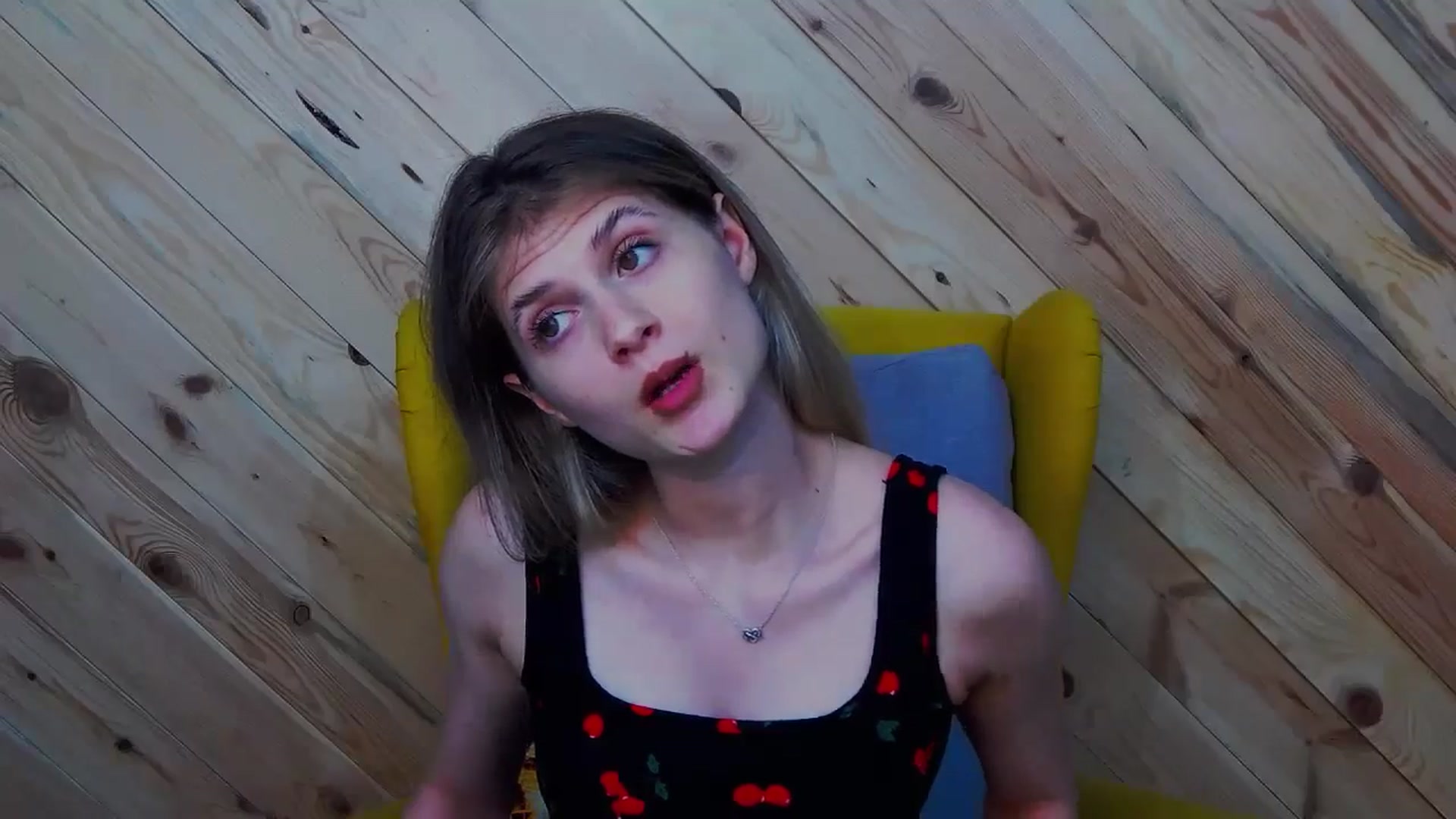Gallery image thumbnail from LeslieKat's myfreecams stream on, 07/29/2024, 17:46 image 6 of 20