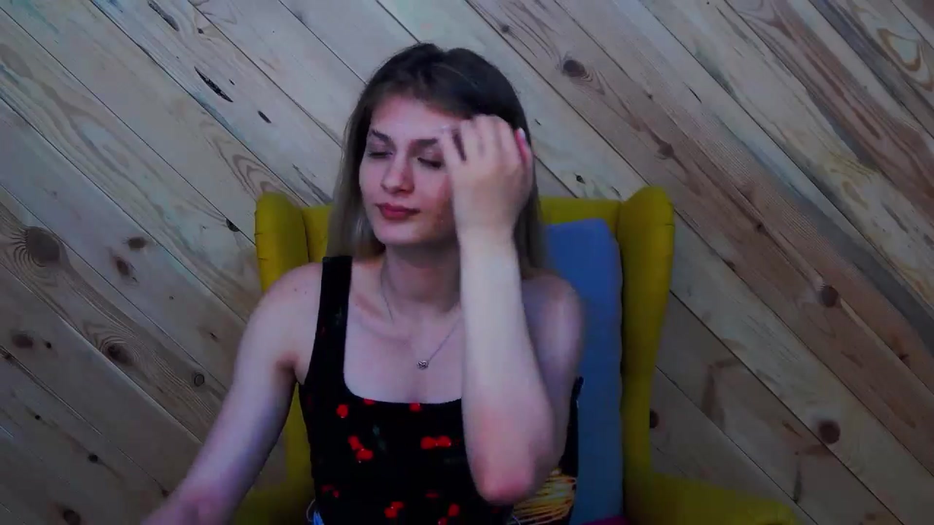 Gallery image thumbnail from LeslieKat's myfreecams stream on, 07/29/2024, 17:46 image 2 of 20