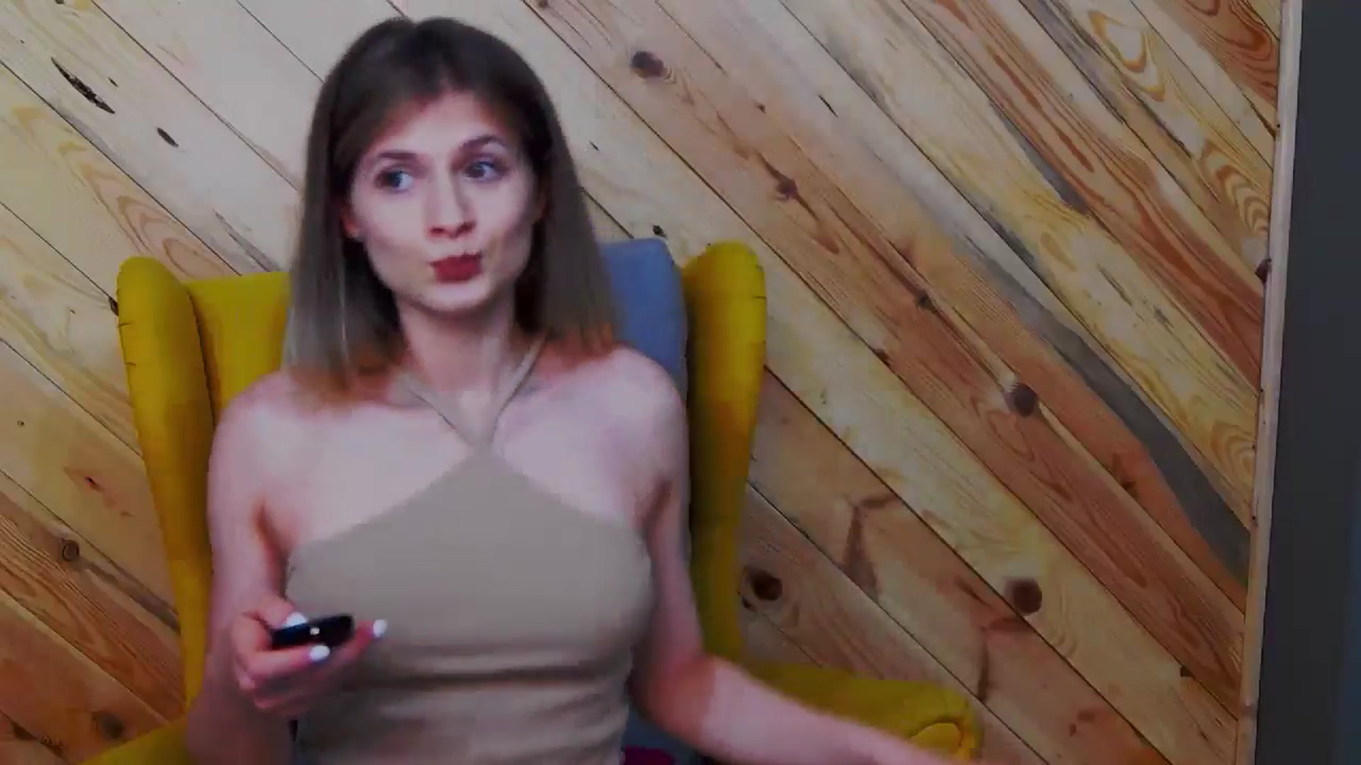 Gallery image thumbnail from LeslieKat's myfreecams stream on, 08/01/2024, 18:54 image 2 of 20