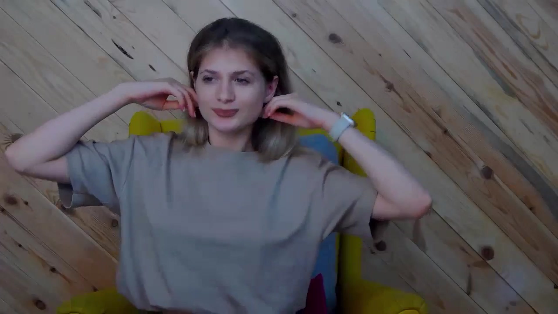 Gallery image thumbnail from LeslieKat's myfreecams stream on, 08/14/2024, 19:05 image 5 of 20