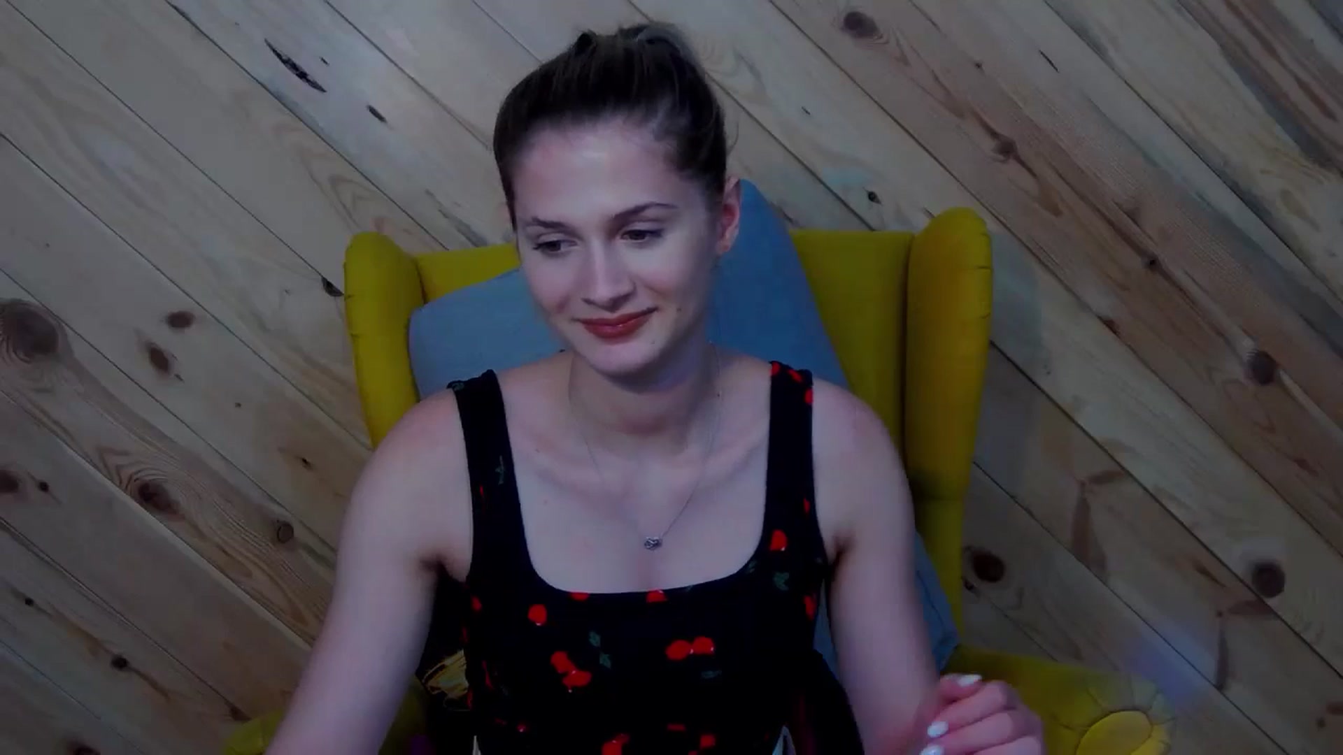 Gallery image thumbnail from LeslieKat's myfreecams stream on, 08/21/2024, 18:51 image 17 of 20