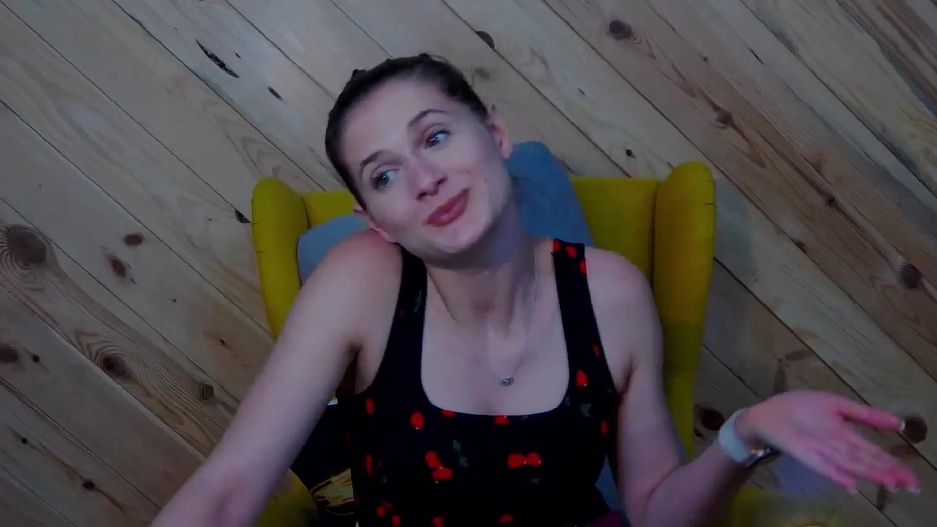 Gallery image thumbnail from LeslieKat's myfreecams stream on, 08/21/2024, 18:51 image 6 of 20
