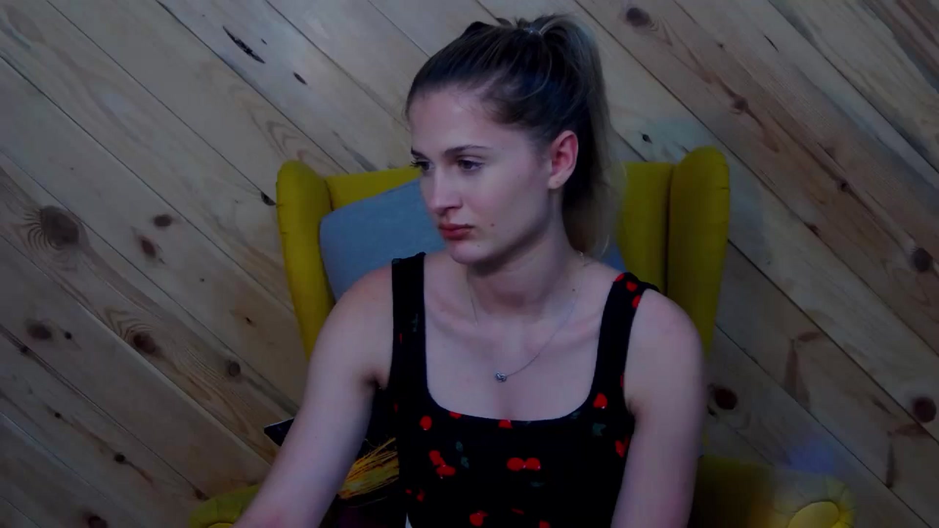 Gallery image thumbnail from LeslieKat's myfreecams stream on, 08/21/2024, 20:32 image 13 of 20