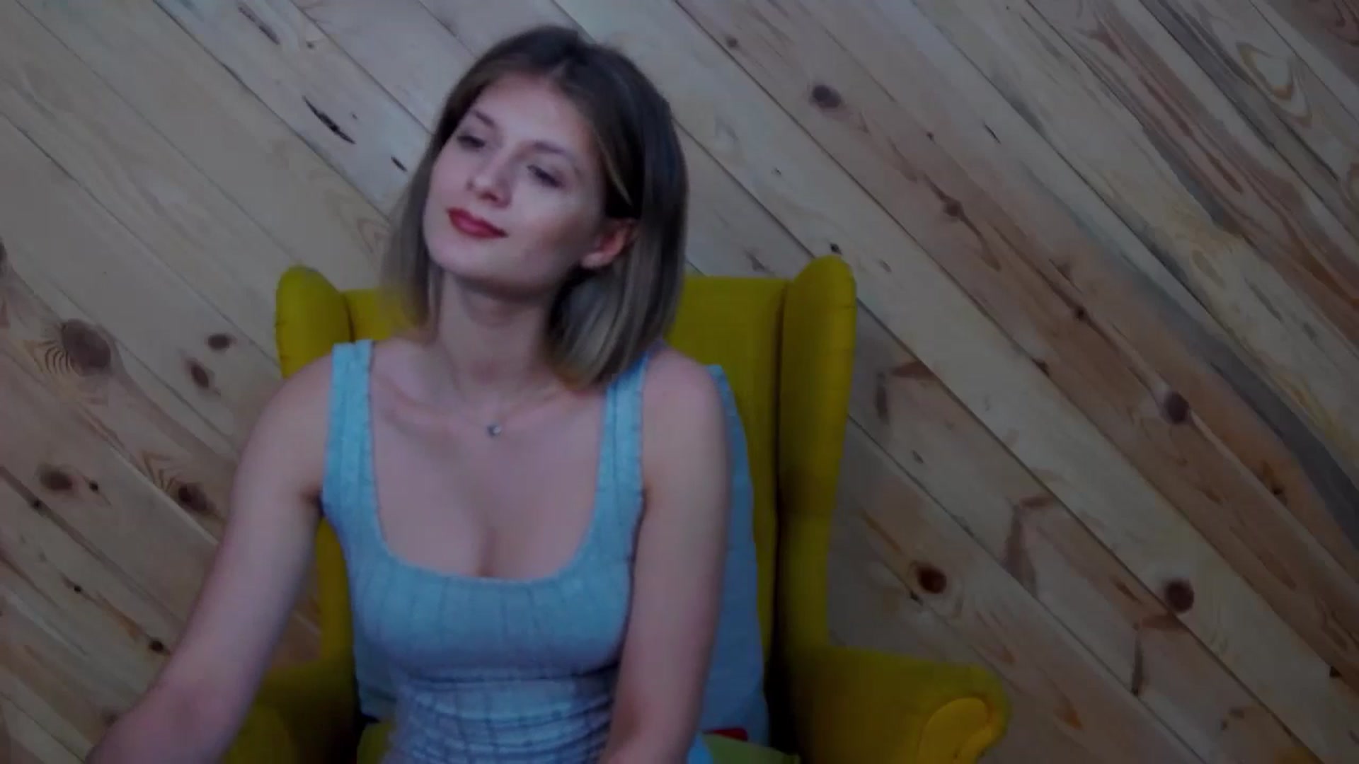 Gallery image thumbnail from LeslieKat's myfreecams stream on, 09/10/2024, 17:45 image 3 of 20