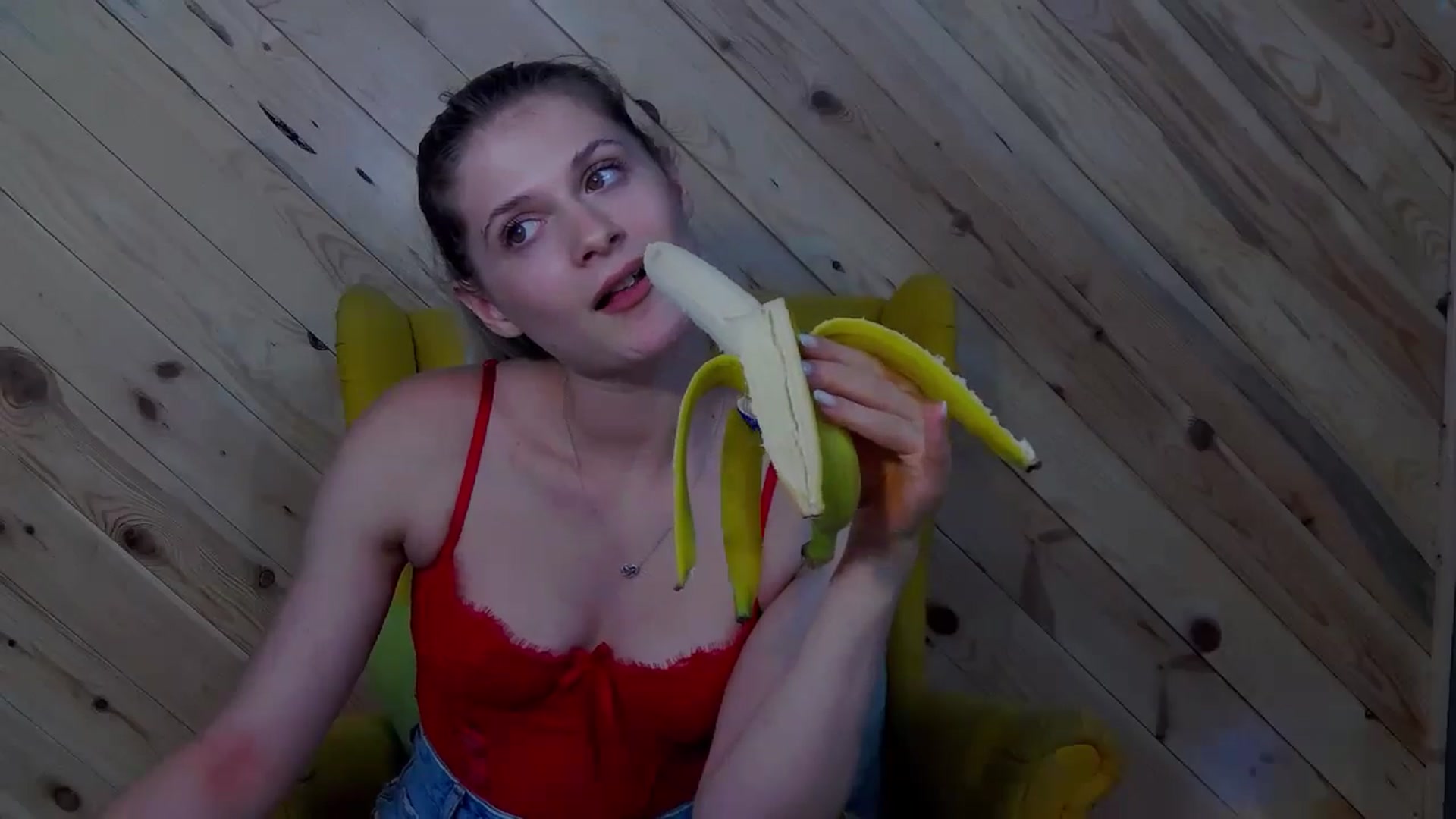 Gallery image thumbnail from LeslieKat's myfreecams stream on, 09/11/2024, 21:27 image 3 of 20