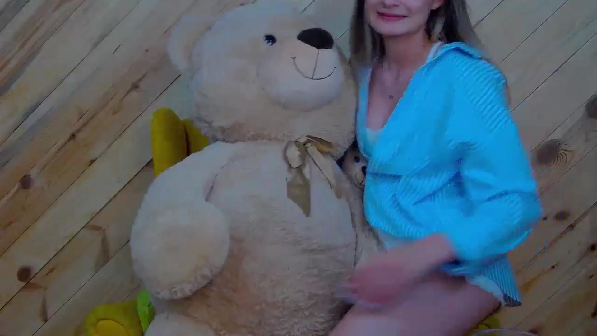 Gallery image thumbnail from LeslieKat's myfreecams stream on, 09/17/2024, 21:59 image 4 of 20