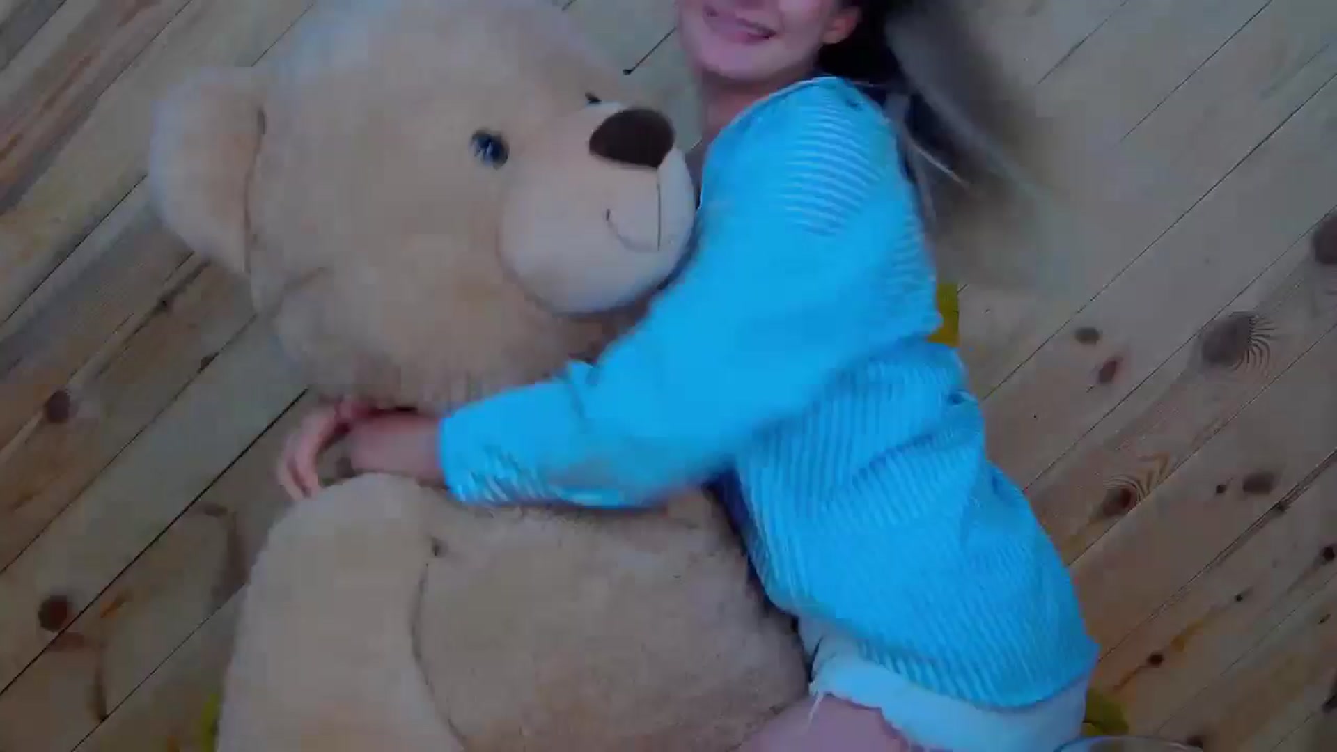 Gallery image thumbnail from LeslieKat's myfreecams stream on, 09/17/2024, 21:59 image 3 of 20