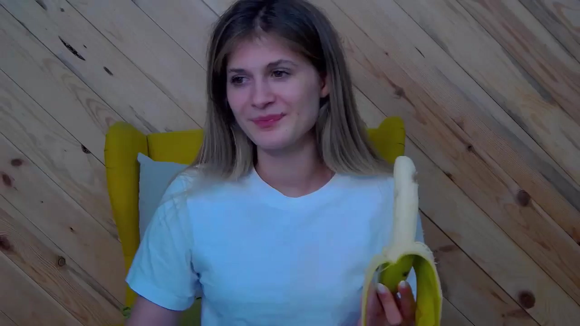 Gallery image thumbnail from LeslieKat's myfreecams stream on, 09/19/2024, 23:45 image 20 of 20