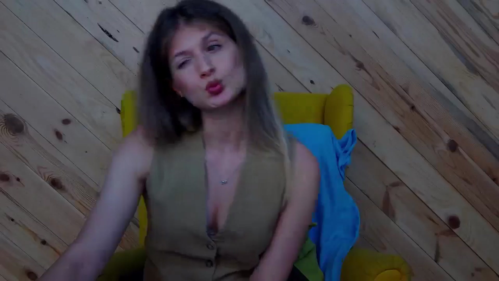 Gallery image thumbnail from LeslieKat's myfreecams stream on, 09/26/2024, 18:42 image 10 of 20