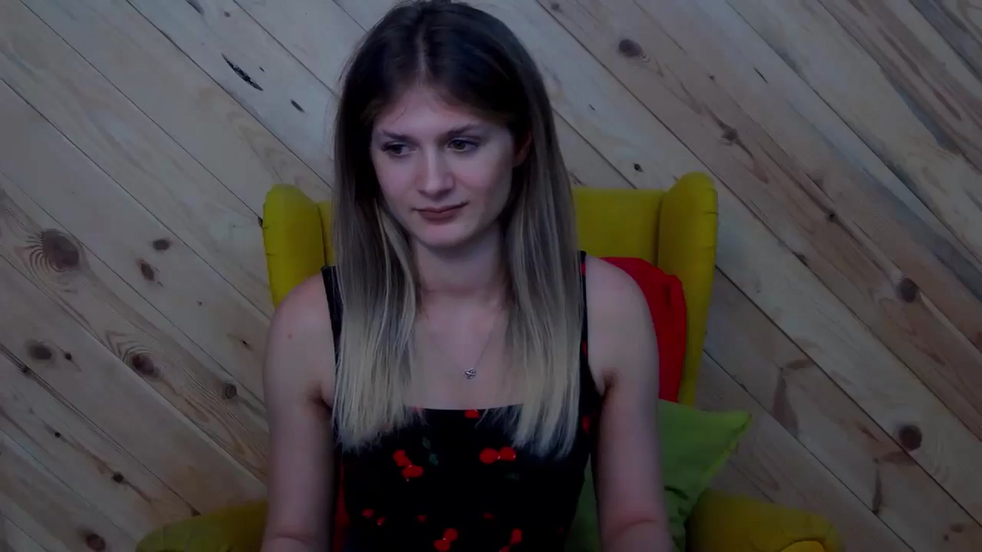 Gallery image thumbnail from LeslieKat's myfreecams stream on, 09/30/2024, 19:15 image 12 of 20