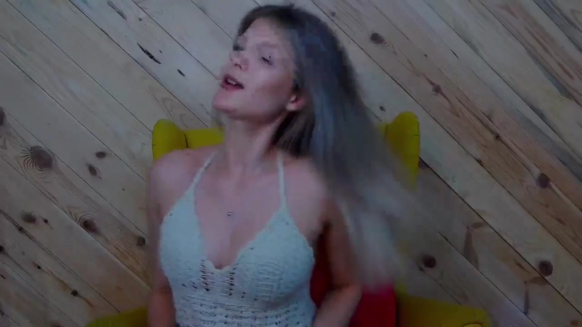 Gallery image thumbnail from LeslieKat's myfreecams stream on, 10/03/2024, 18:39 image 6 of 20