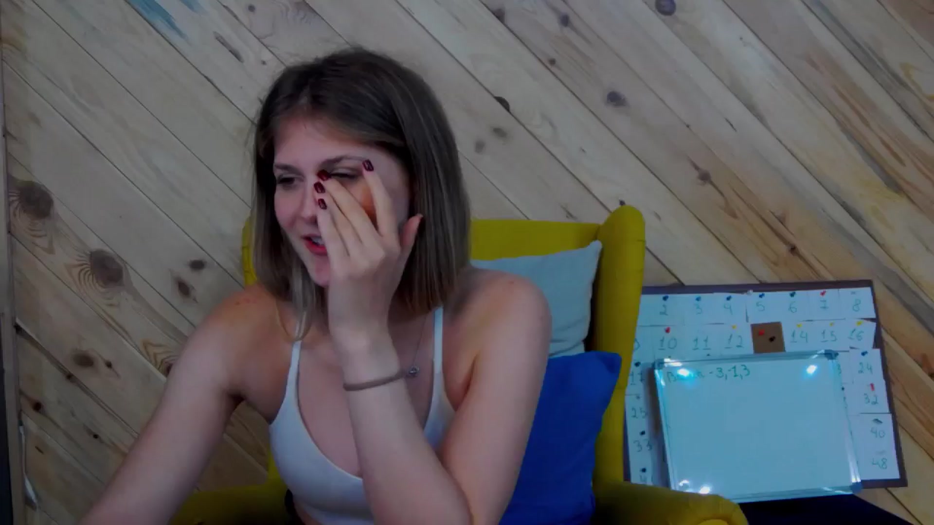 Gallery image thumbnail from LeslieKat's myfreecams stream on, 10/21/2024, 23:36 image 1 of 20
