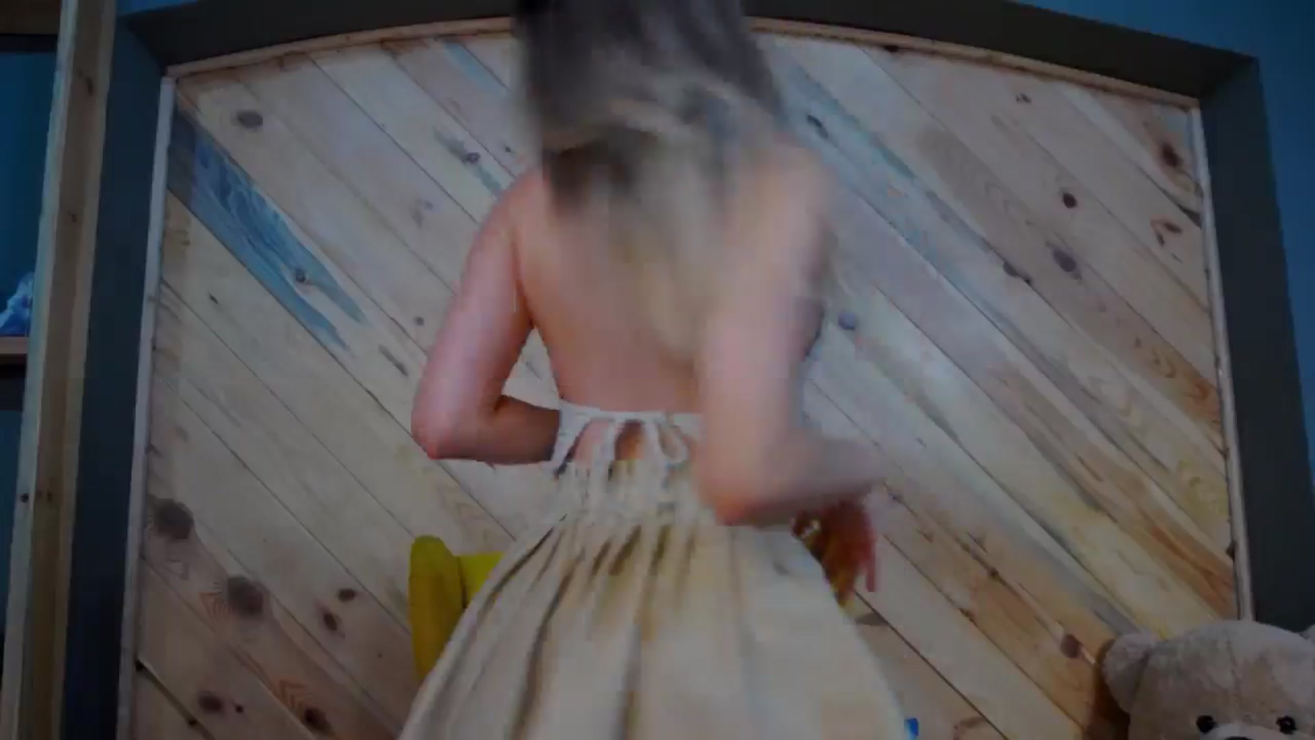 Gallery image thumbnail from LeslieKat's myfreecams stream on, 10/25/2024, 19:28 image 15 of 20