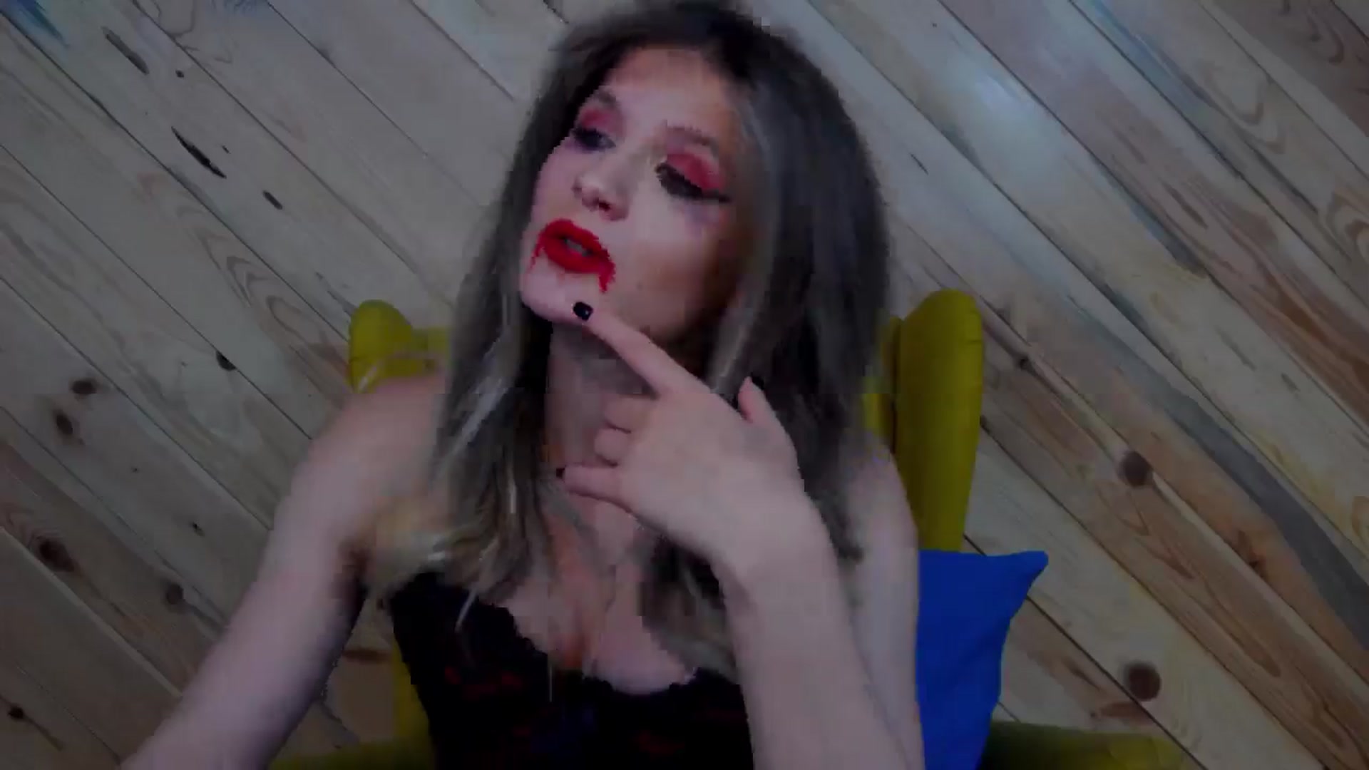 Gallery image thumbnail from LeslieKat's myfreecams stream on, 10/31/2024, 20:00 image 14 of 20