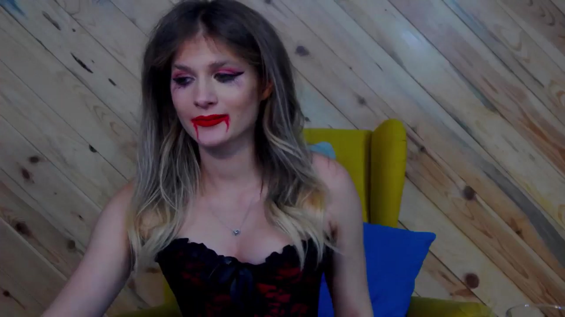 Gallery image thumbnail from LeslieKat's myfreecams stream on, 10/31/2024, 22:57 image 4 of 20